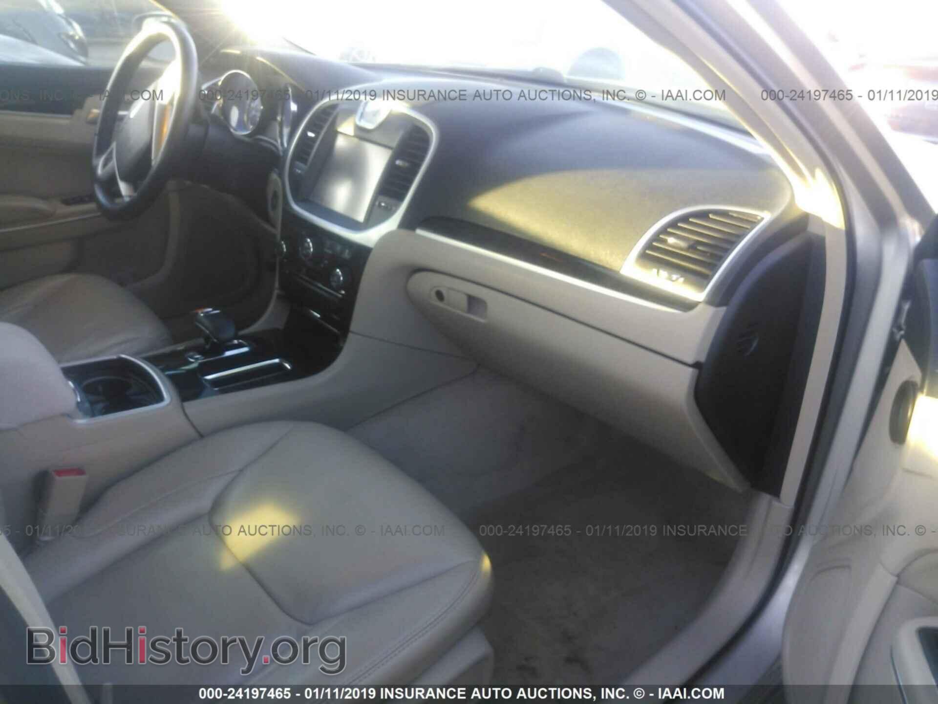 2012 CHRYSLER 300 - VIN: 2C3CCACG4CH279959 - Фото 5