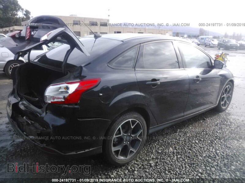 2013 Ford FOCUS (VIN 1FADP3F23DL319636) — фото 4 из 10