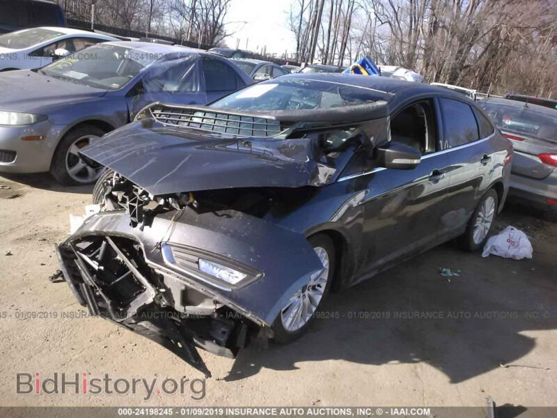 2016 Ford FOCUS (VIN 1FADP3J20GL275512) — photo 2 of 10