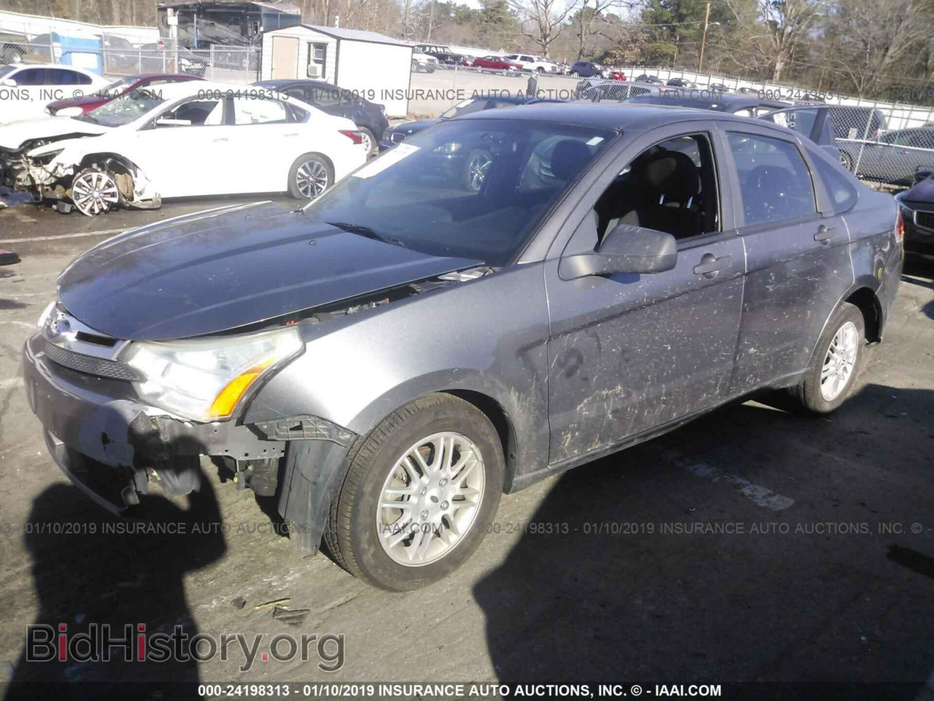 2009 FORD FOCUS - VIN: 1FAHP35N19W249461 - Фото 2