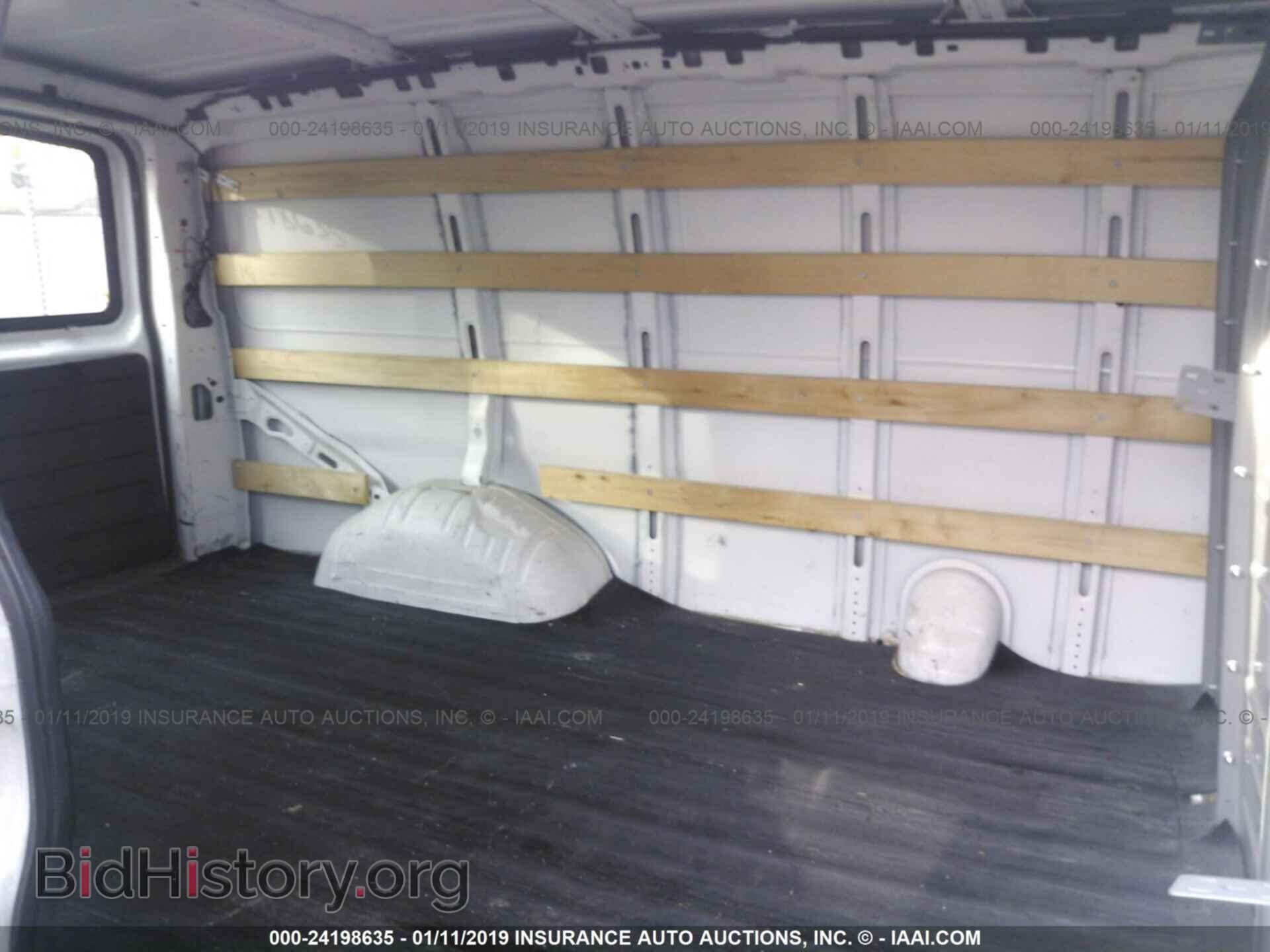 2015 GMC SAVANA - VIN: 1GTW7FCF9F1902870 - Фото 8