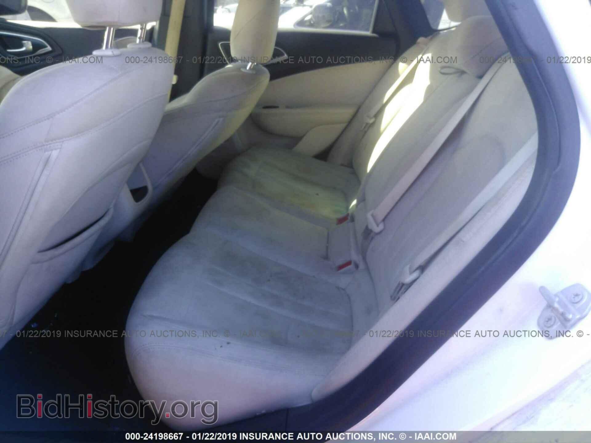 2015 CHRYSLER 200 - VIN: 1C3CCCAB2FN705226 - Photo 8