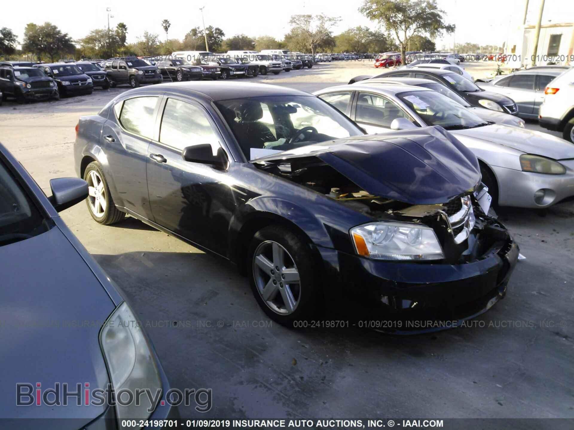 Фотография 1C3CDZAB4DN665390 - DODGE AVENGER 2013