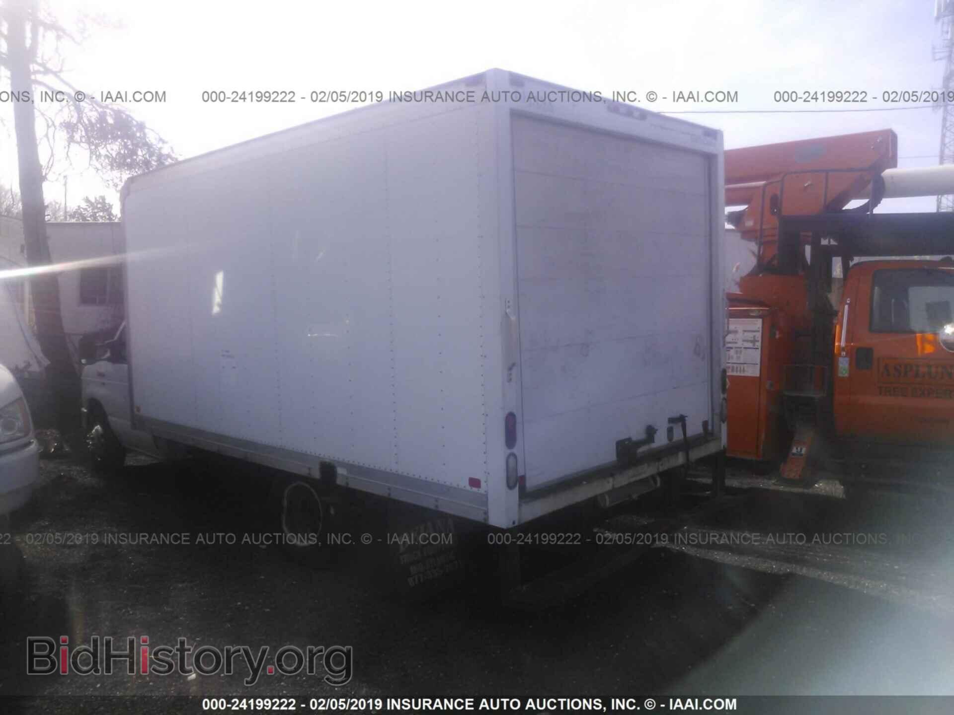 2010 FORD ECONOLINE - VIN: 1FDWE3FL2ADA82026 - Фото 3