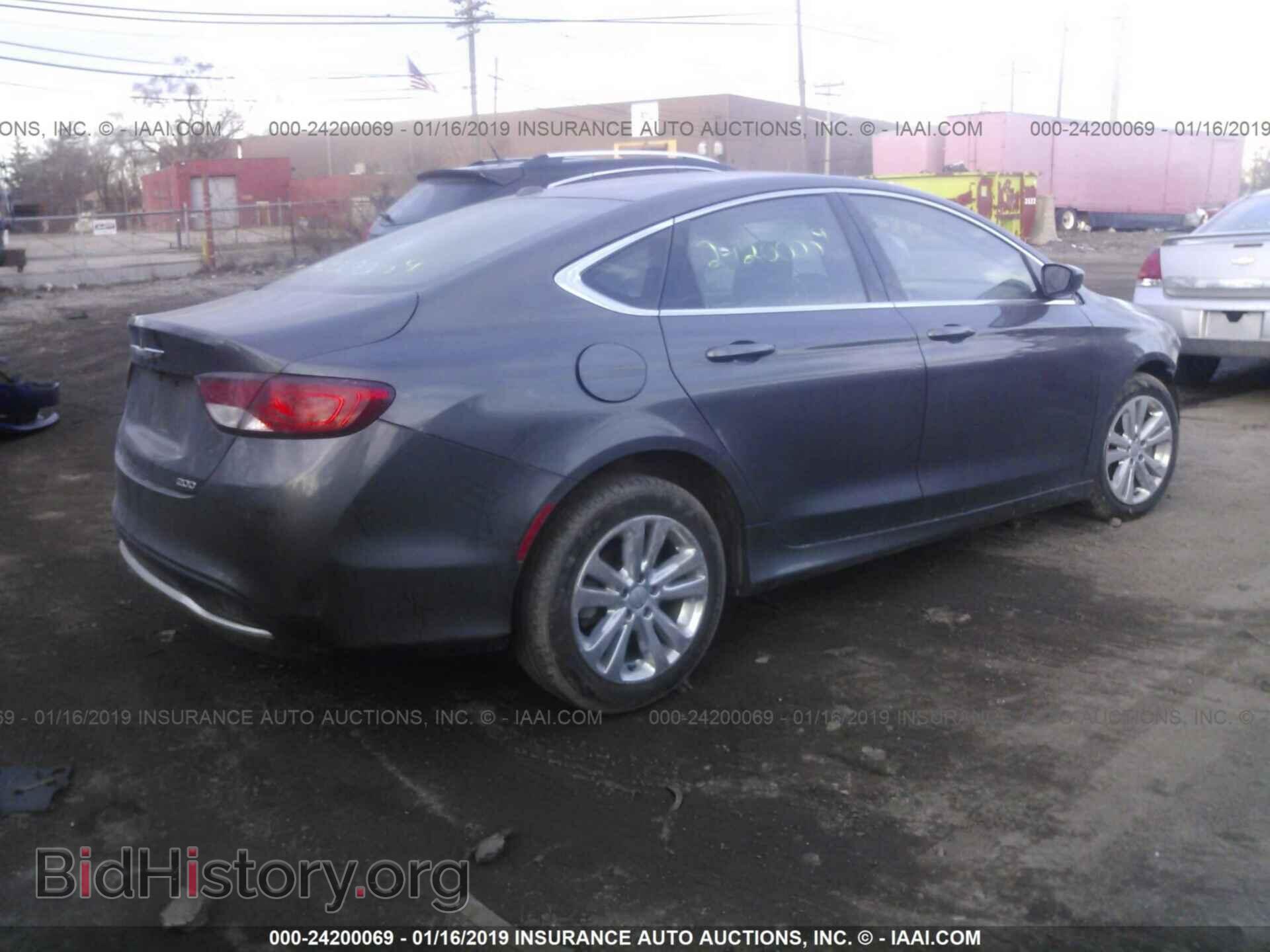 2015 CHRYSLER 200 - VIN: 1C3CCCAB0FN723840 - Photo 4