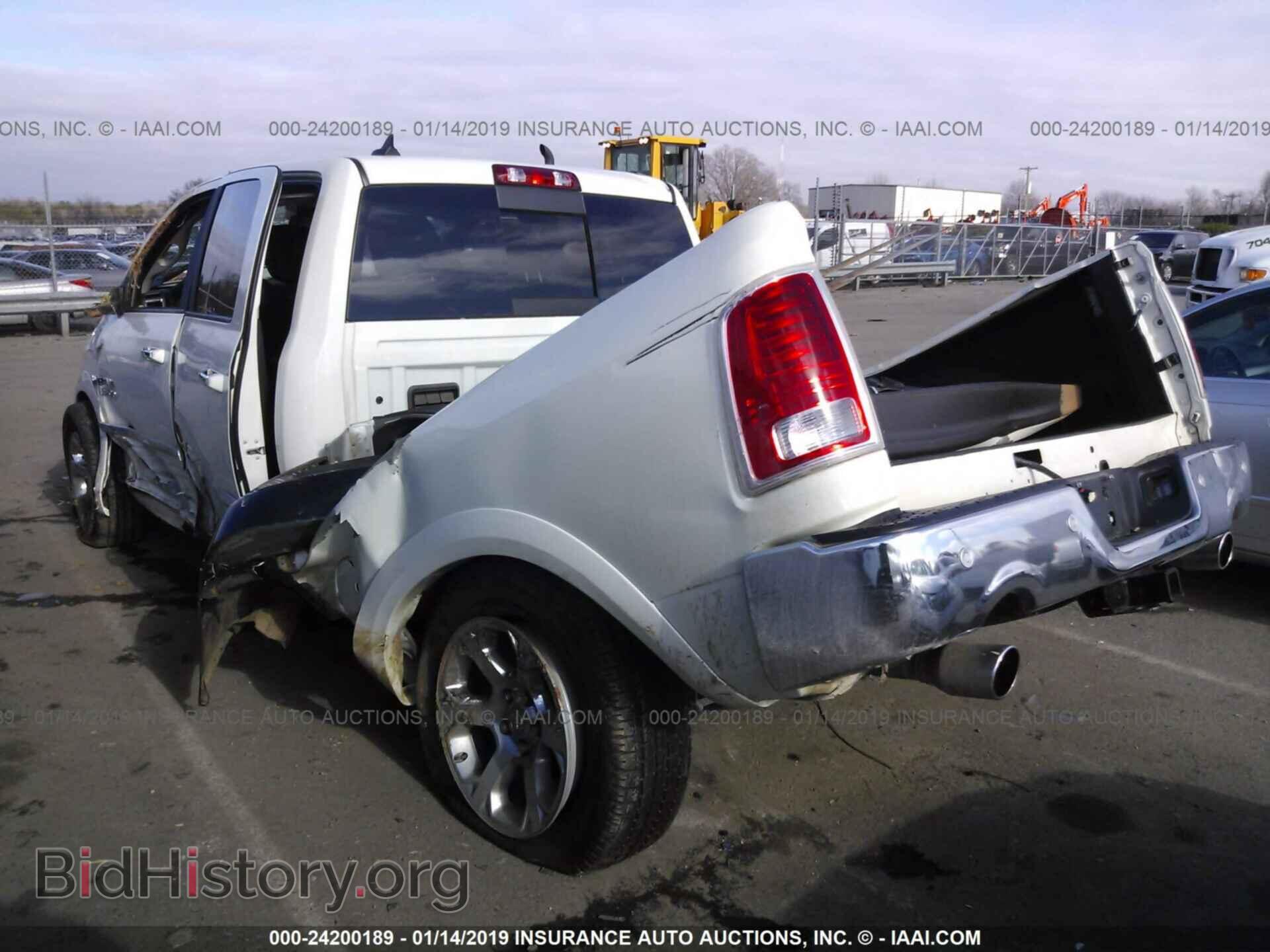 2017 RAM 1500 - VIN: 1C6RR7VT4HS854733 - Photo 3