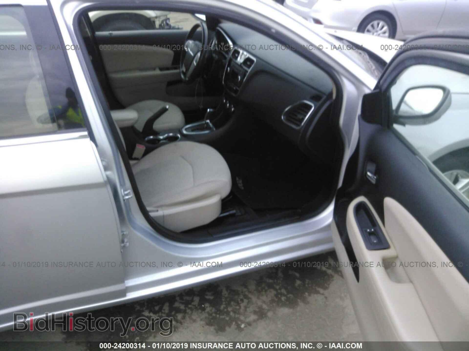 2012 CHRYSLER 200 - VIN: 1C3CCBBB7CN181186 - Photo 5