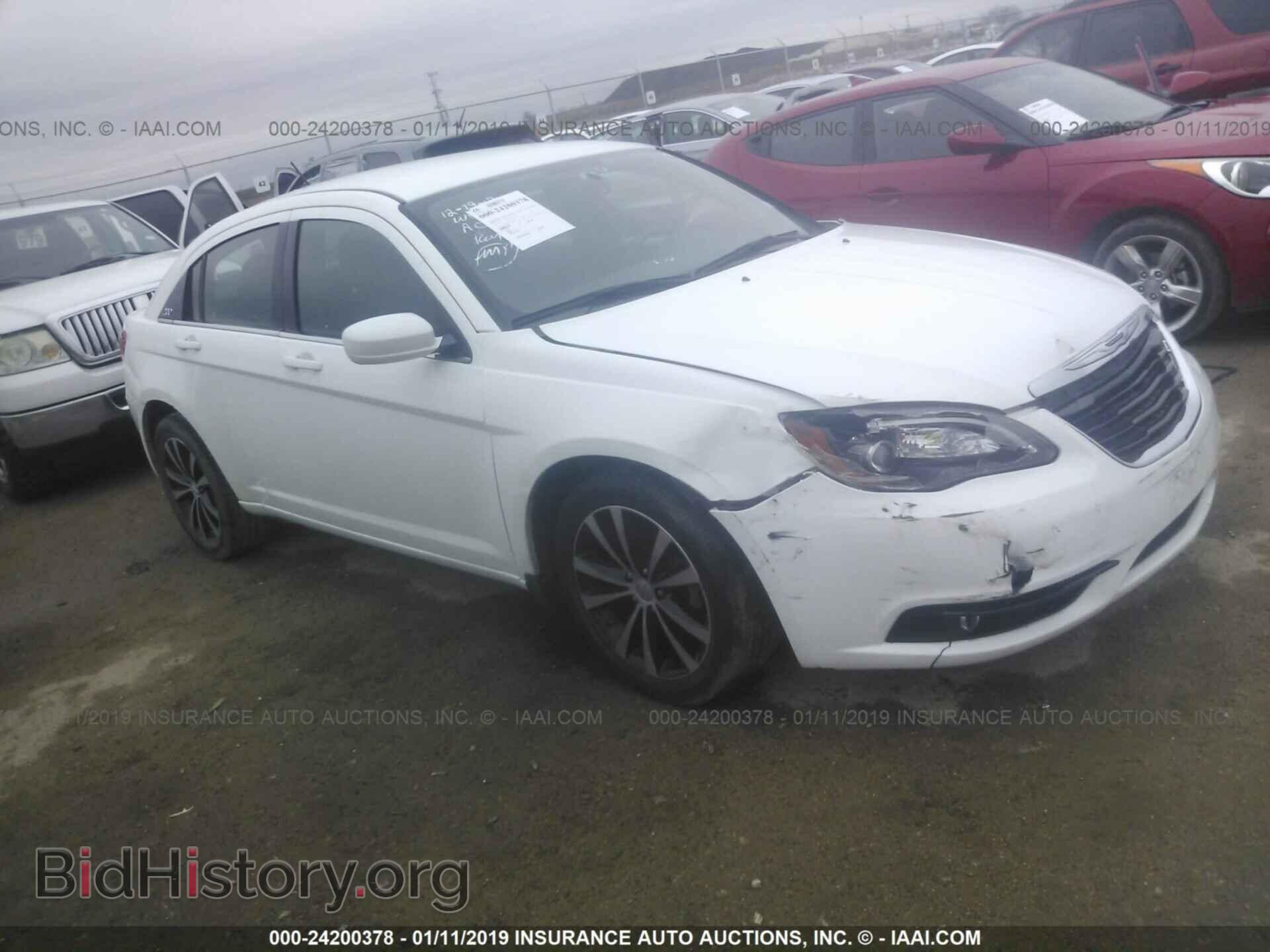 Фотография 1C3CCBBB7DN657082 - CHRYSLER 200 2013