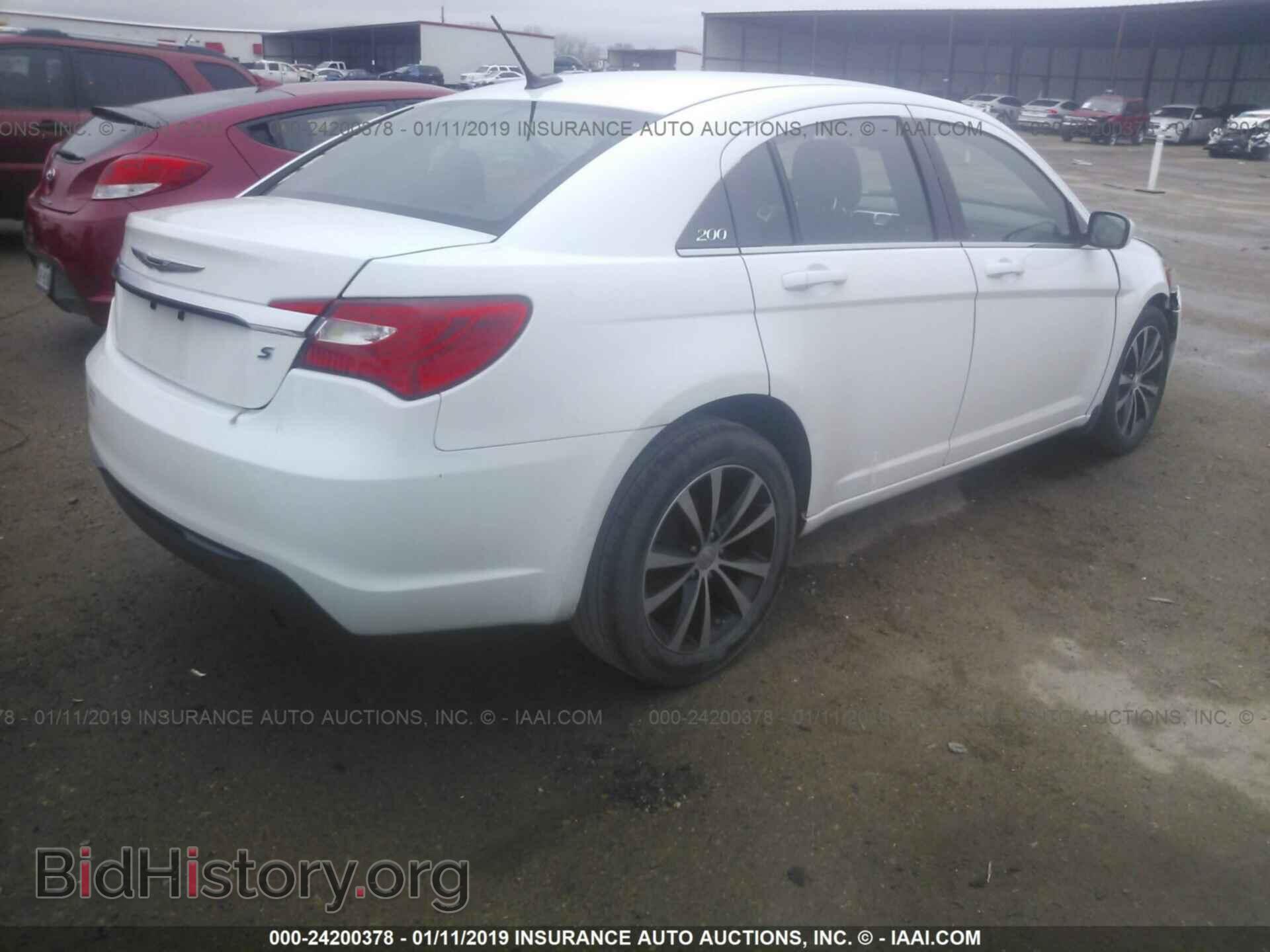 2013 CHRYSLER 200 - VIN: 1C3CCBBB7DN657082 - Фото 4