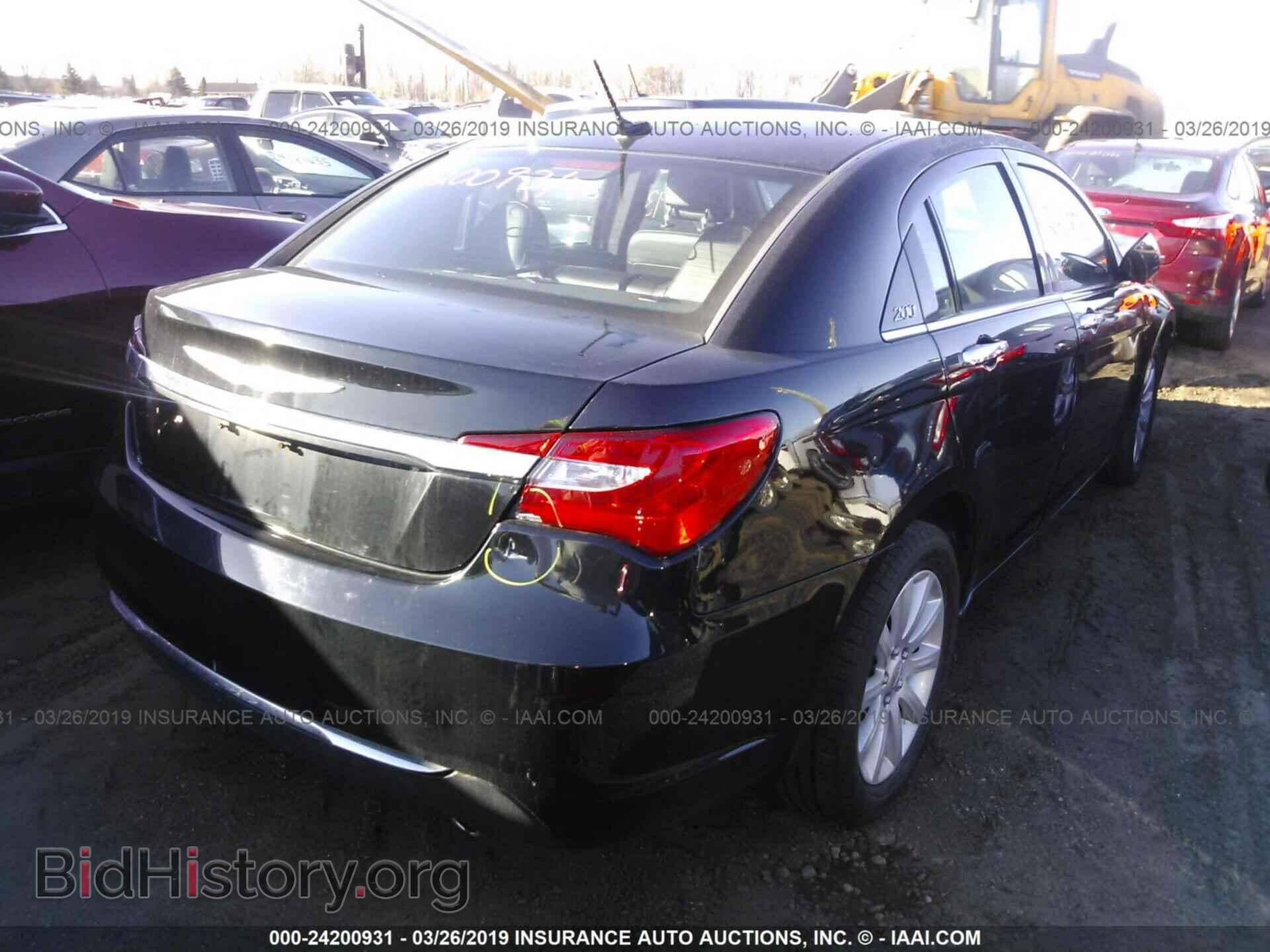 2014 CHRYSLER 200 - VIN: 1C3CCBCG1EN135995 - Фото 4