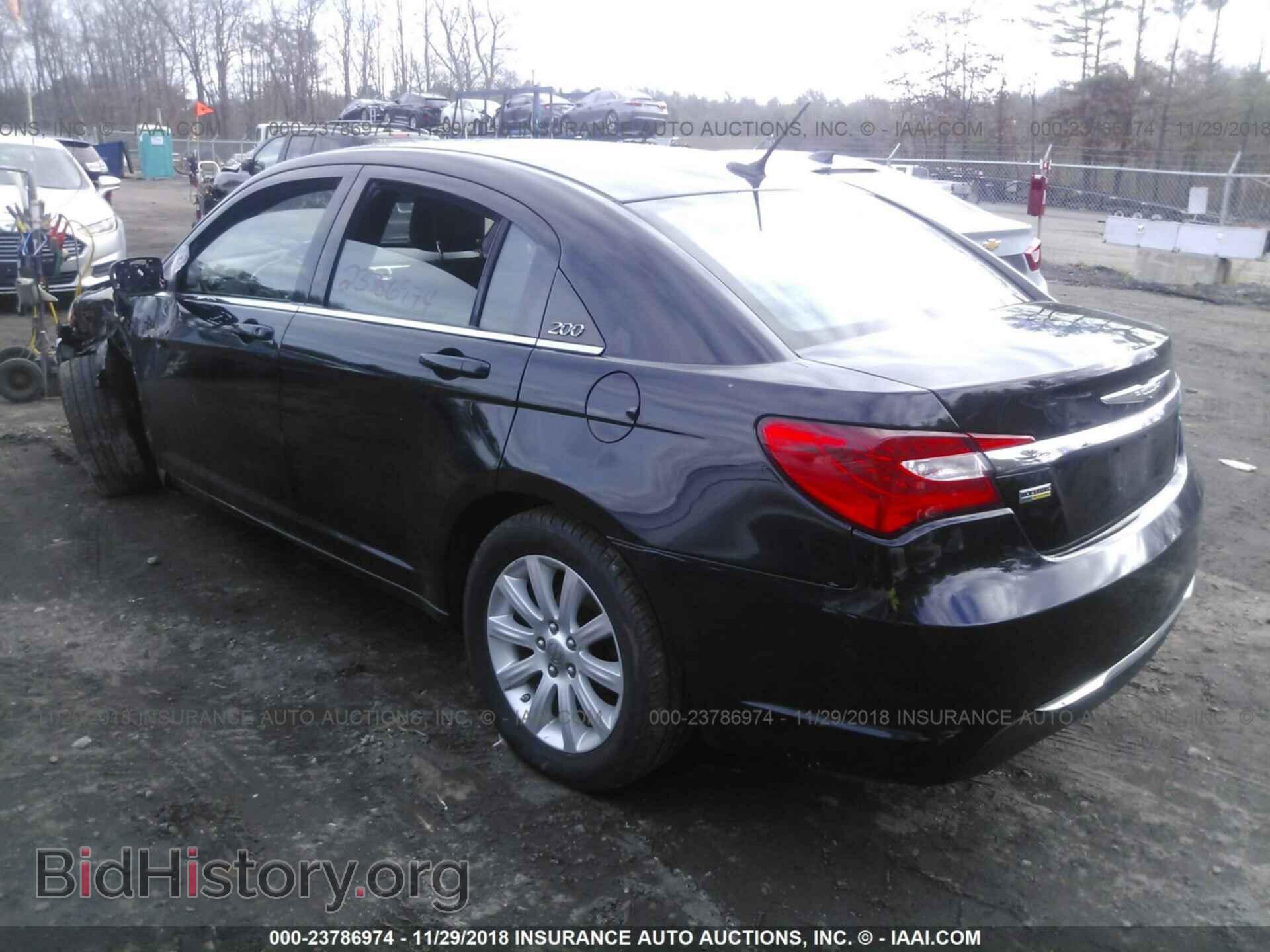 2013 CHRYSLER 200 - VIN: 1C3CCBBG0DN527107 - Фото 3