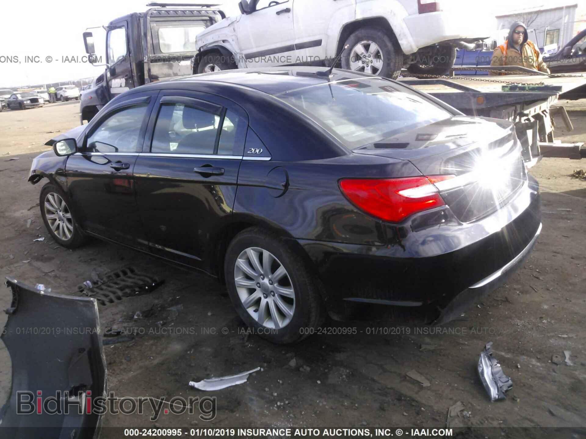 2012 CHRYSLER 200 - VIN: 1C3CCBBB3CN181024 - Фото 3