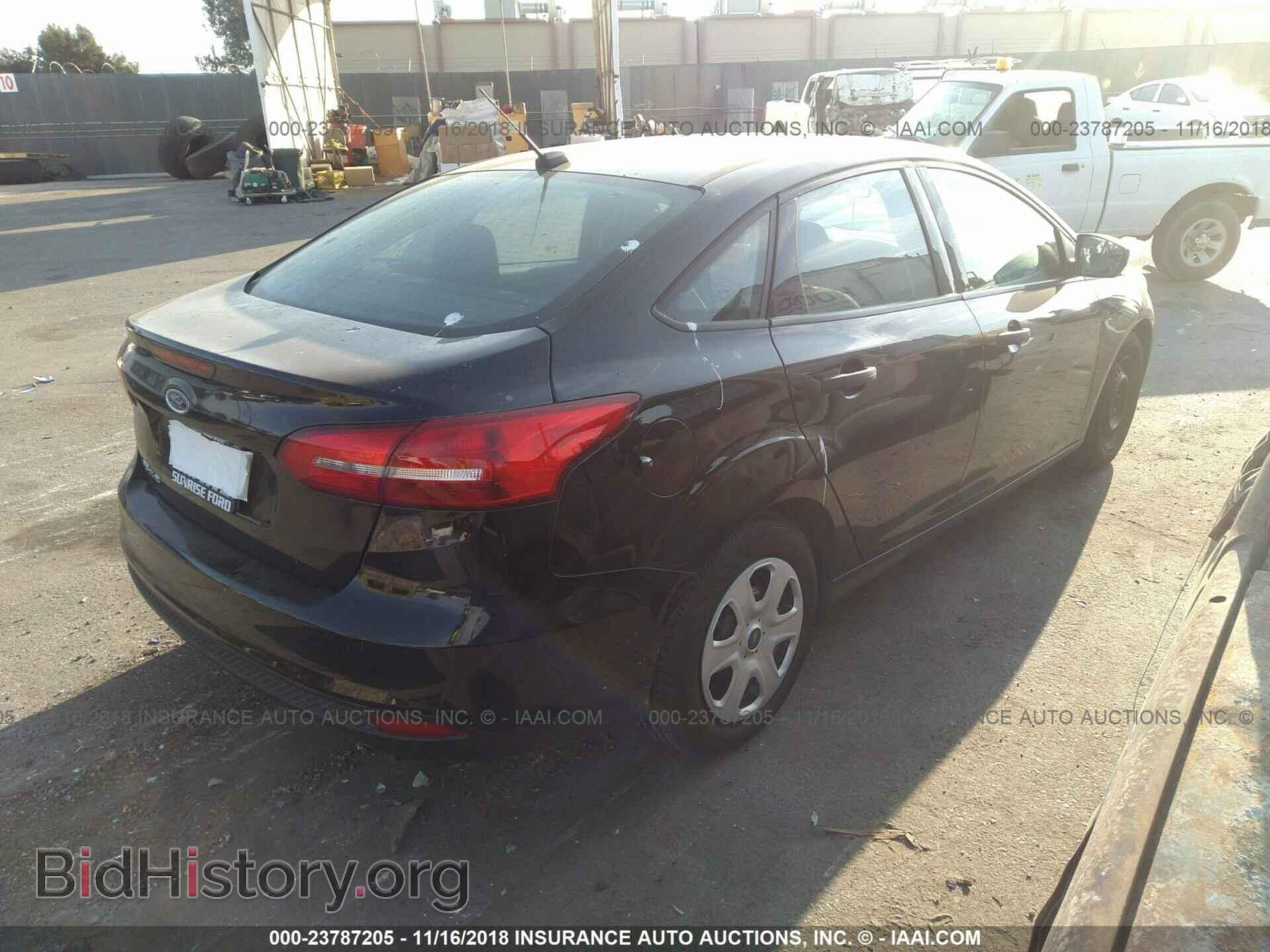 2017 FORD FOCUS - VIN: 1FADP3E2XHL348154 - Photo 4