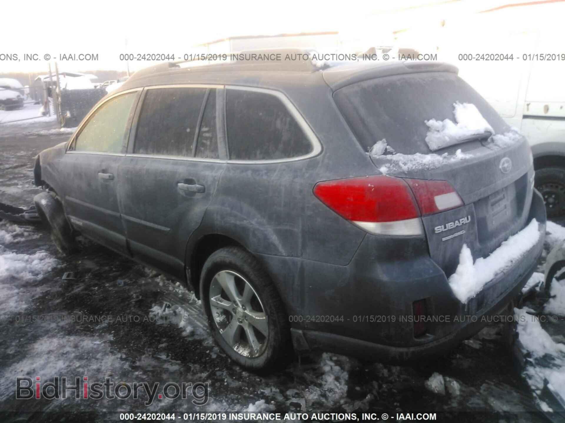 2014 SUBARU OUTBACK - VIN: 4S4BRBLCXE3255823 - Фото 3