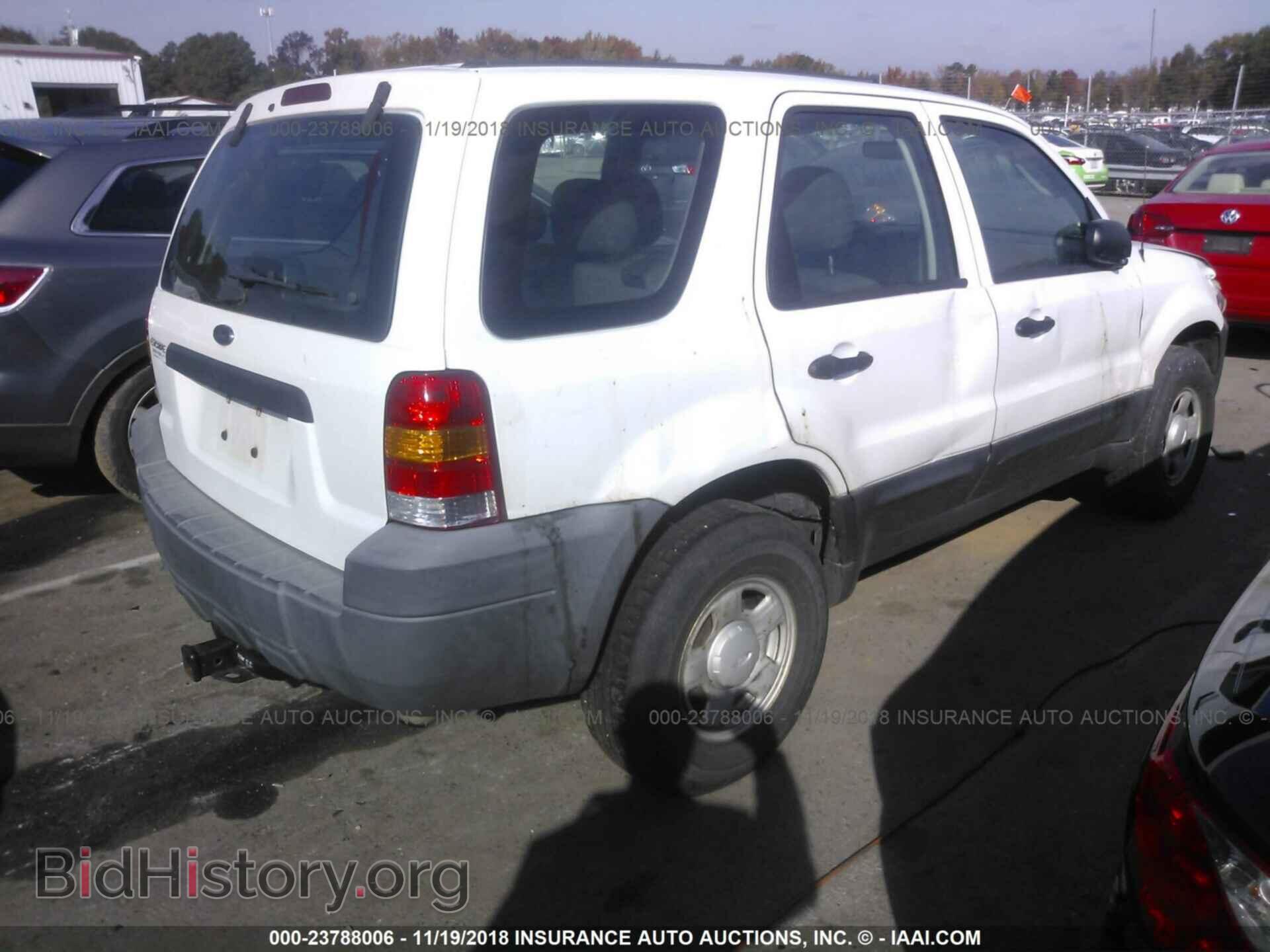 2010 FORD ESCAPE - VIN: A - Фото 4