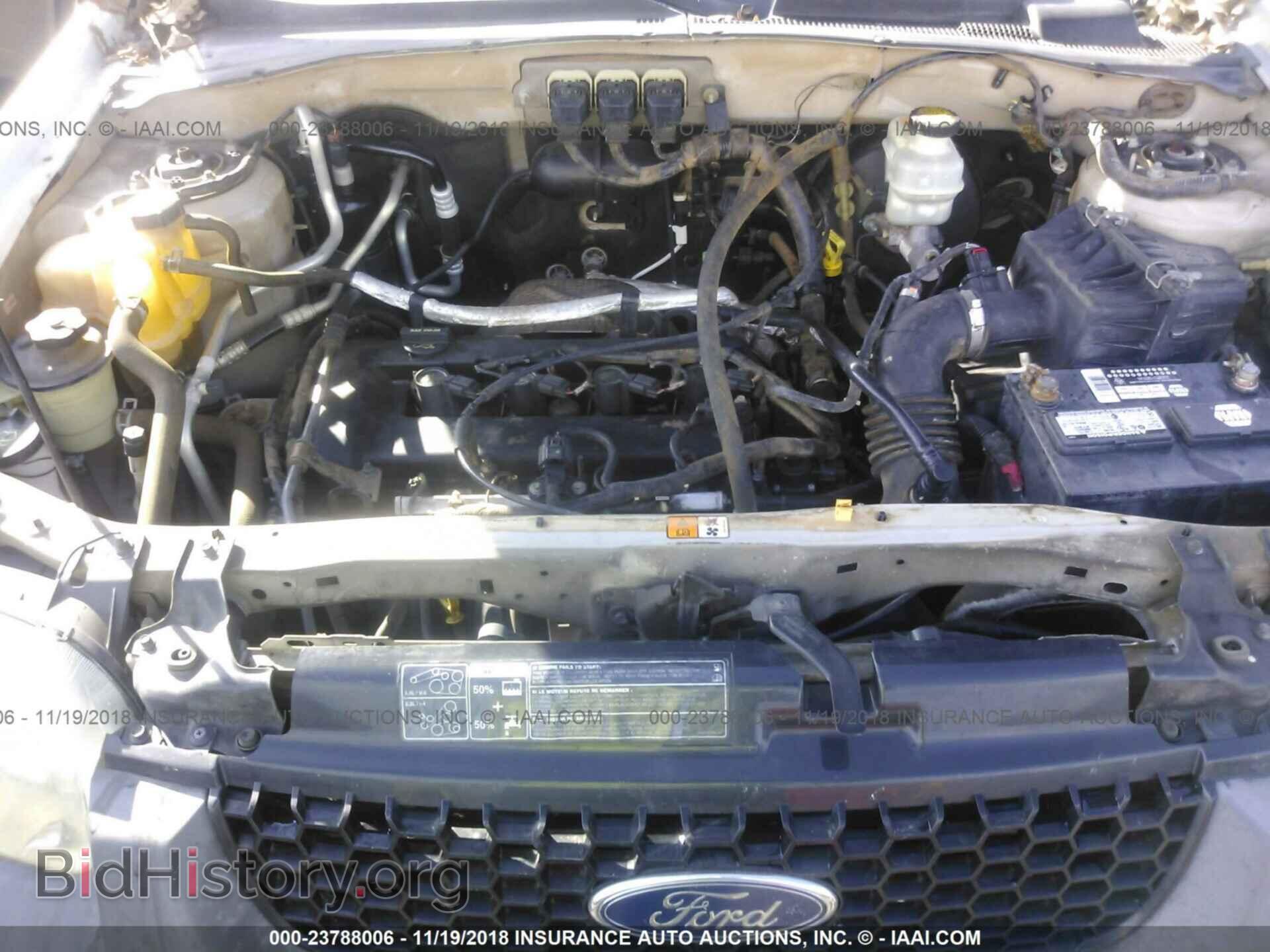 2010 FORD ESCAPE - VIN: A - Фото 10