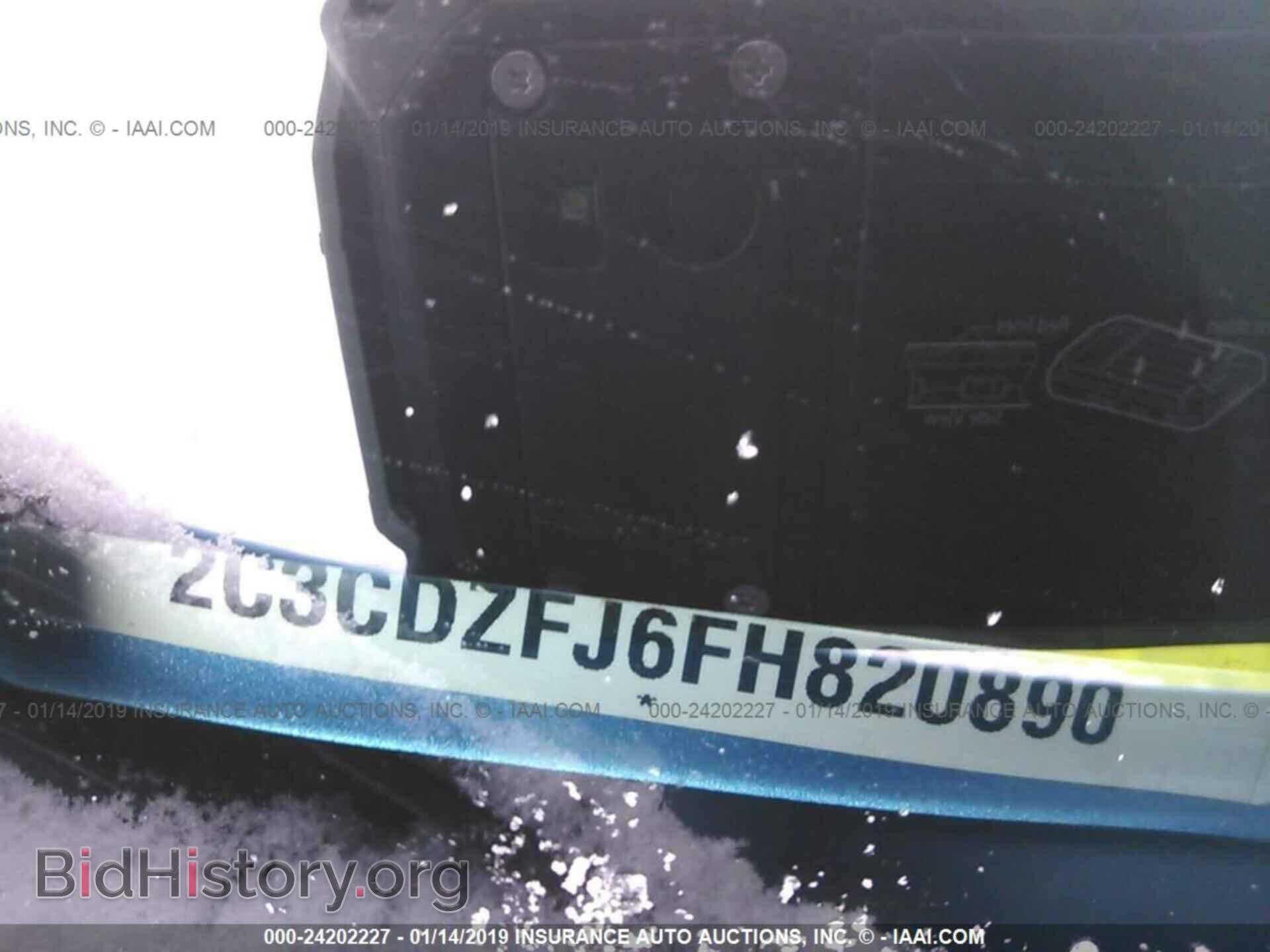 2015 DODGE CHALLENGER - VIN: 2C3CDZFJ6FH820890 - Фото 9