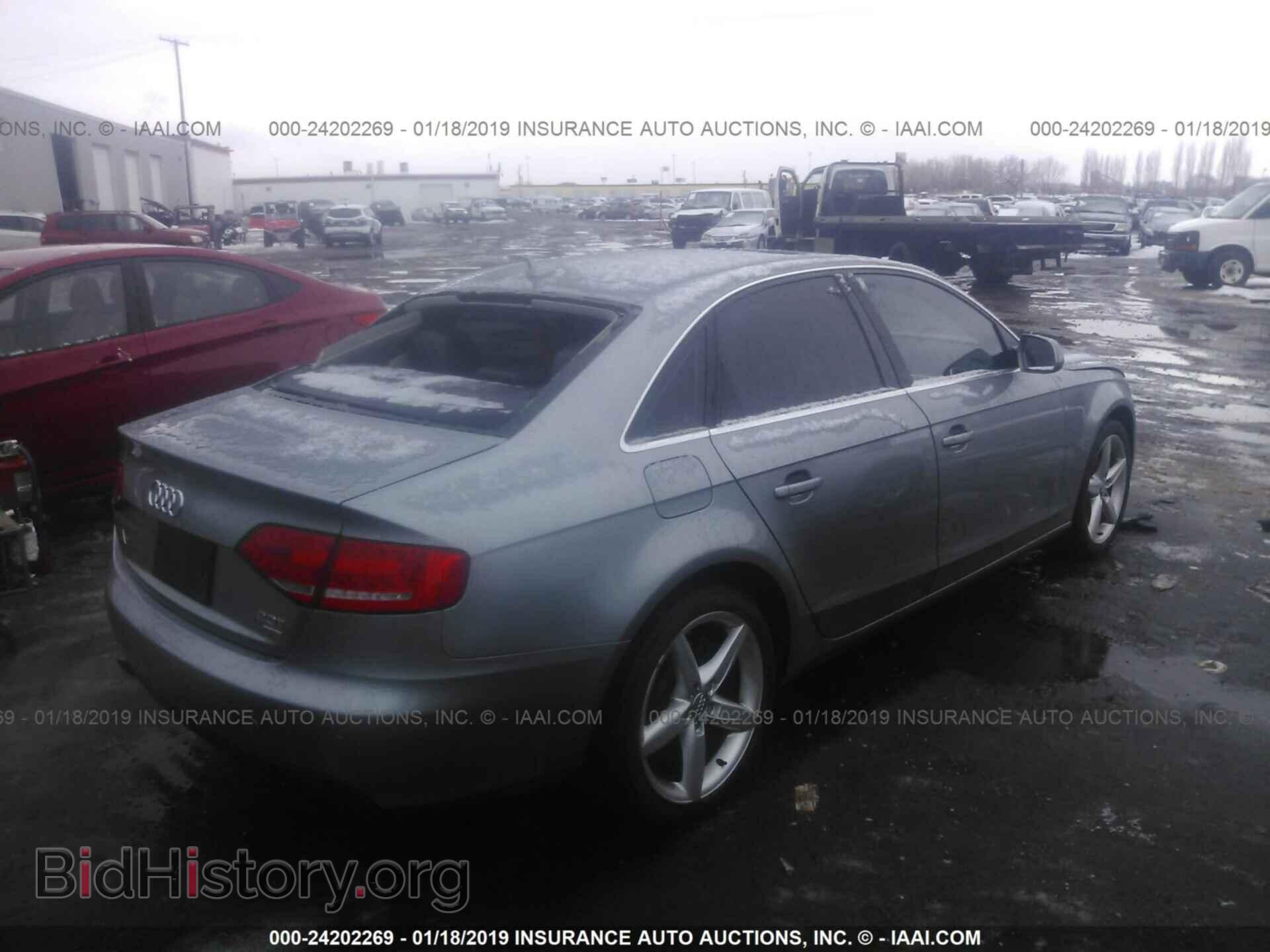 2011 AUDI A4 - VIN: WAUFFAFL8BN012786 - Фото 4