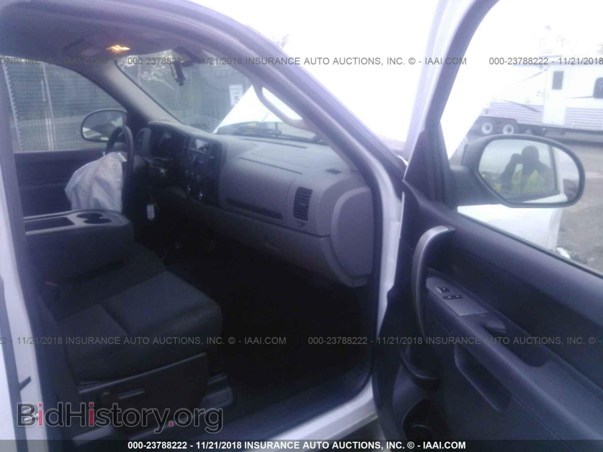 2011 CHEVROLET SILVERADO - VIN: 1GCRKREA2BZ443983 - Фото 5