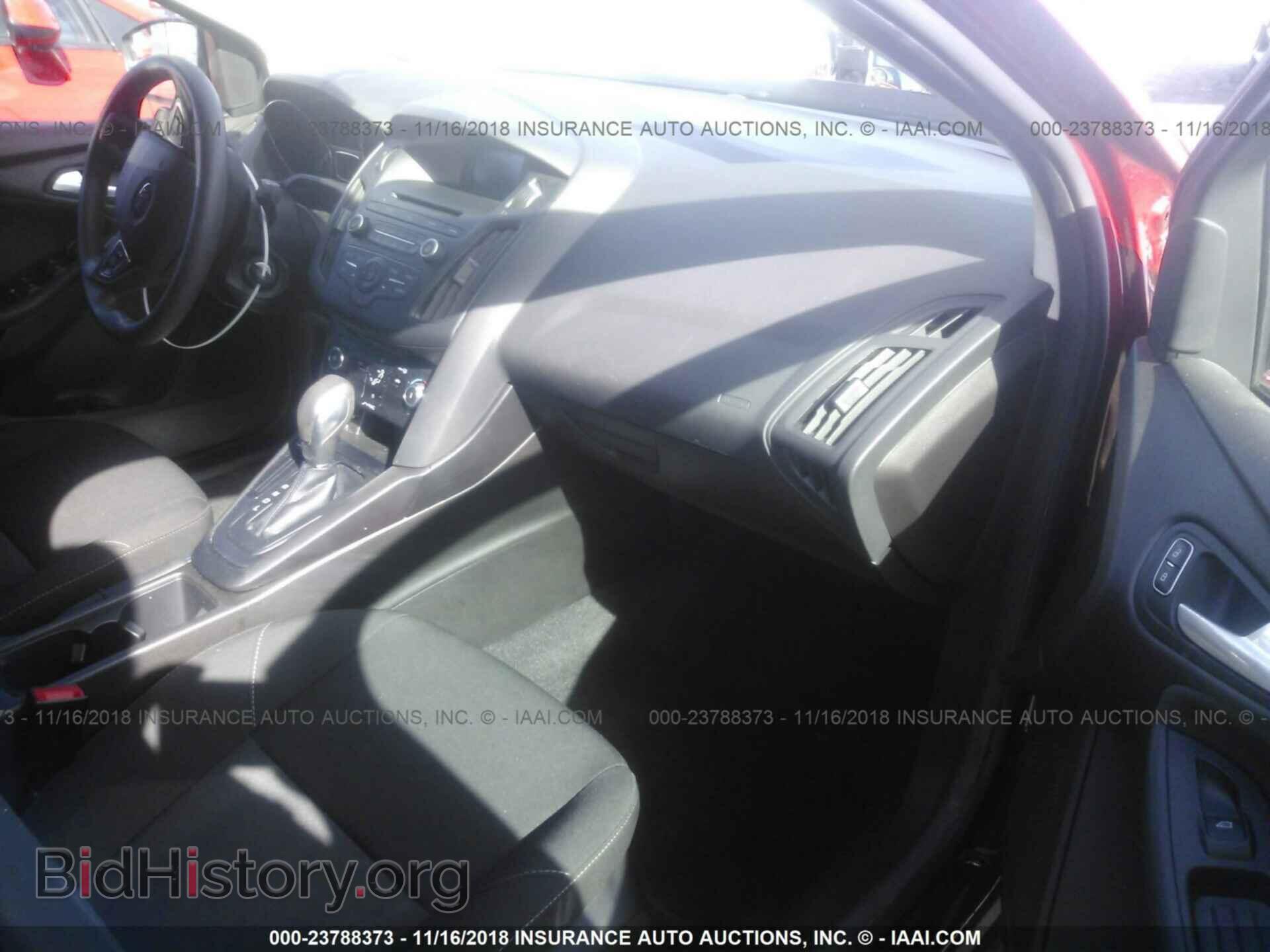 2017 FORD FOCUS - VIN: 1FADP3F24HL261994 - Photo 5