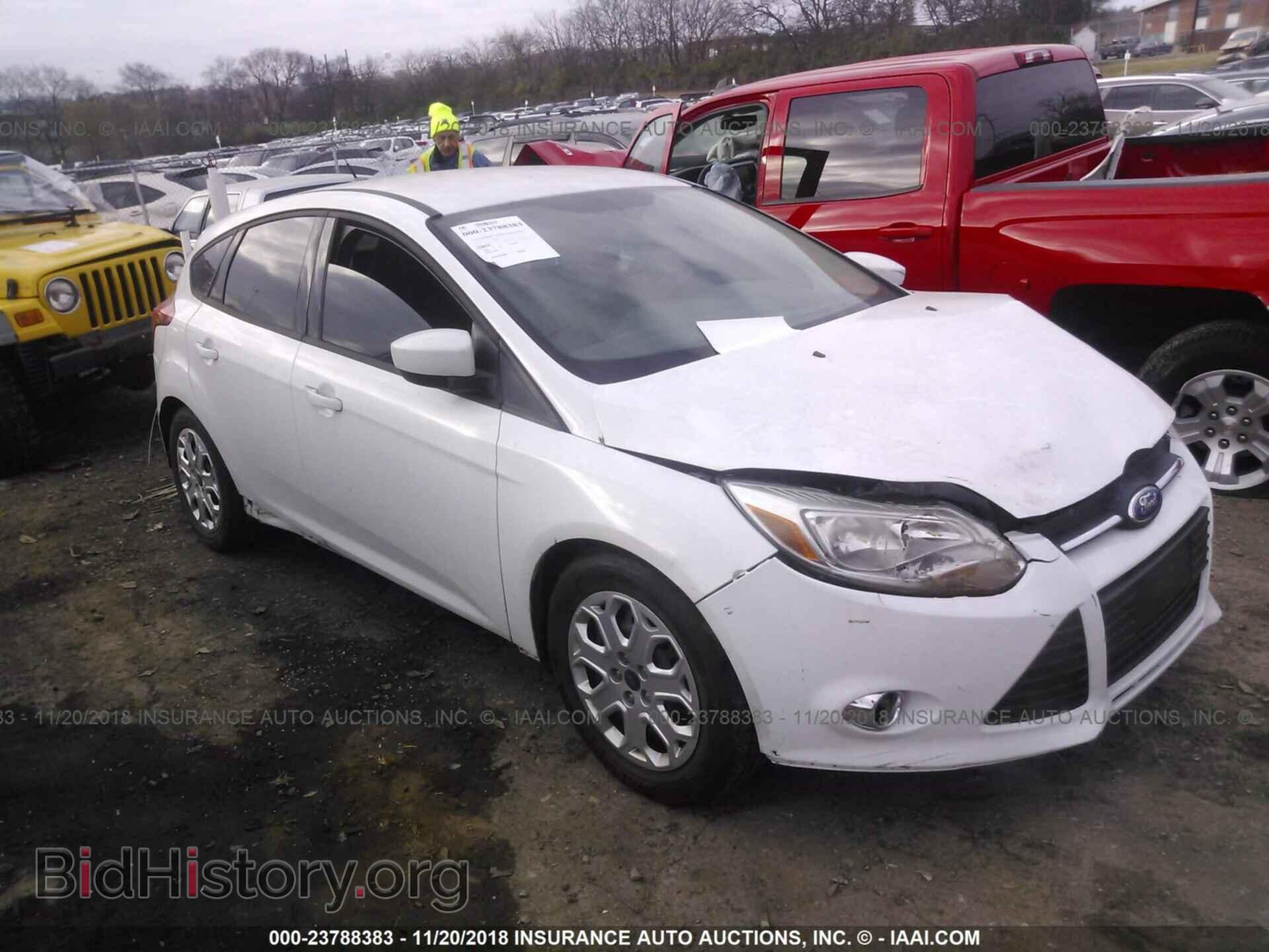 Photo 1FAHP3K25CL303797 - FORD FOCUS 2012
