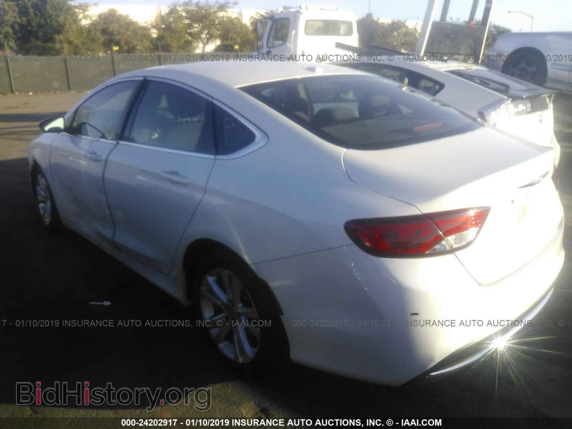 2015 CHRYSLER 200 - VIN: 1C3CCCAB8FN604546 - Photo 3