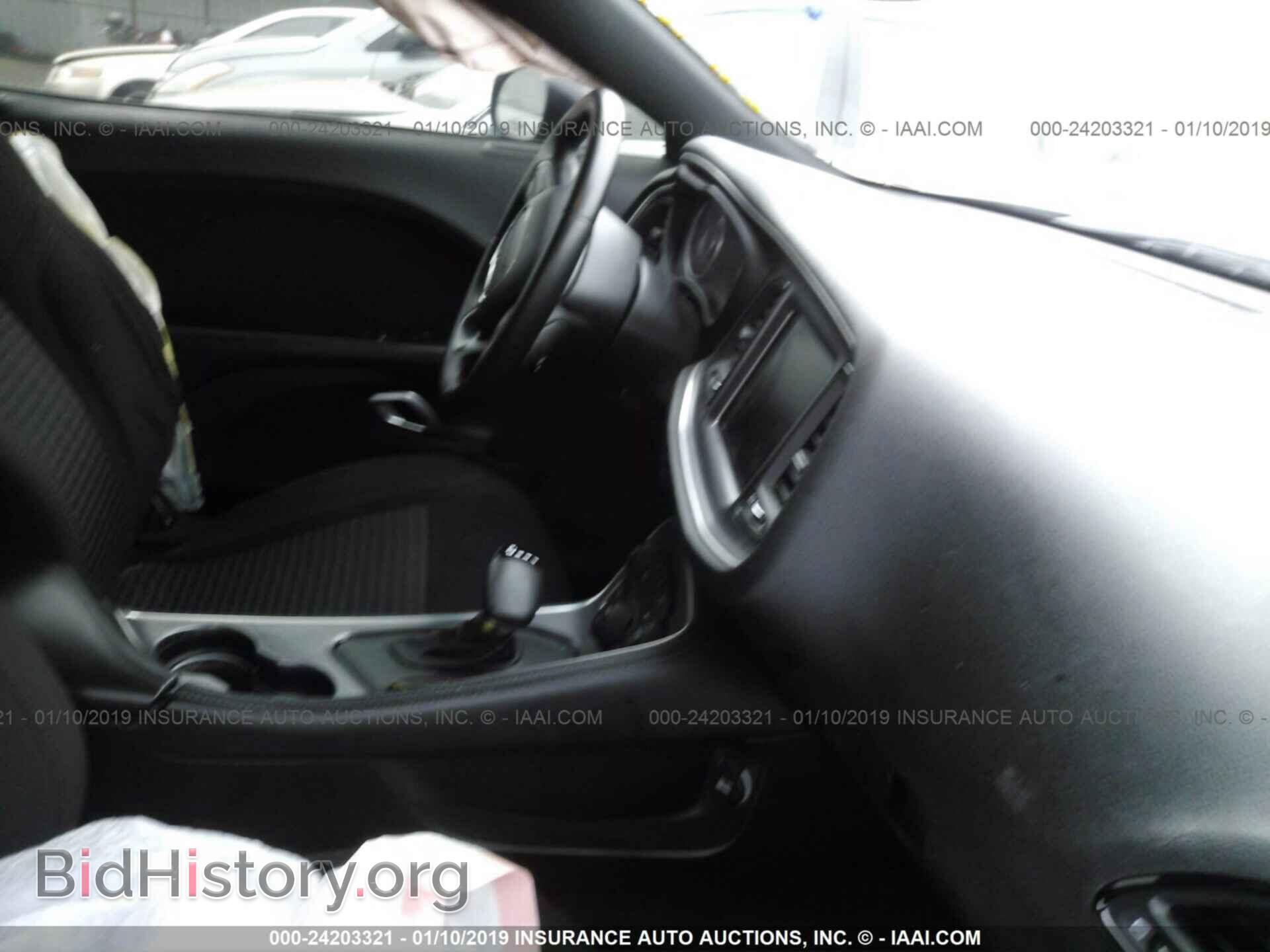 2015 DODGE CHALLENGER - VIN: 2C3CDZAG8FH811491 - Фото 5