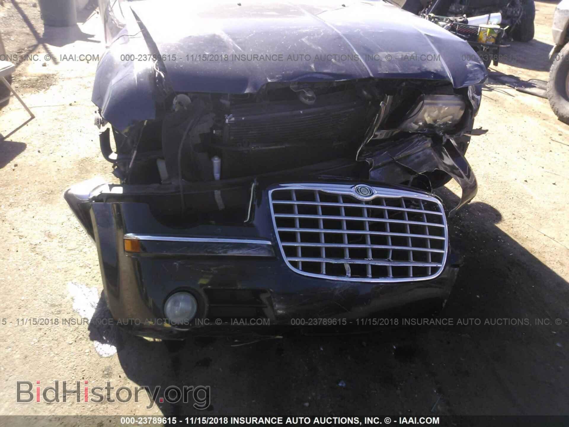2008 CHRYSLER 300C - VIN: 2C3KA63HX8H132690 - Фото 6