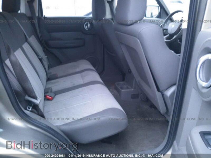 2007 Dodge NITRO (VIN 1D8GU28K47W657669) — photo 8 of 10