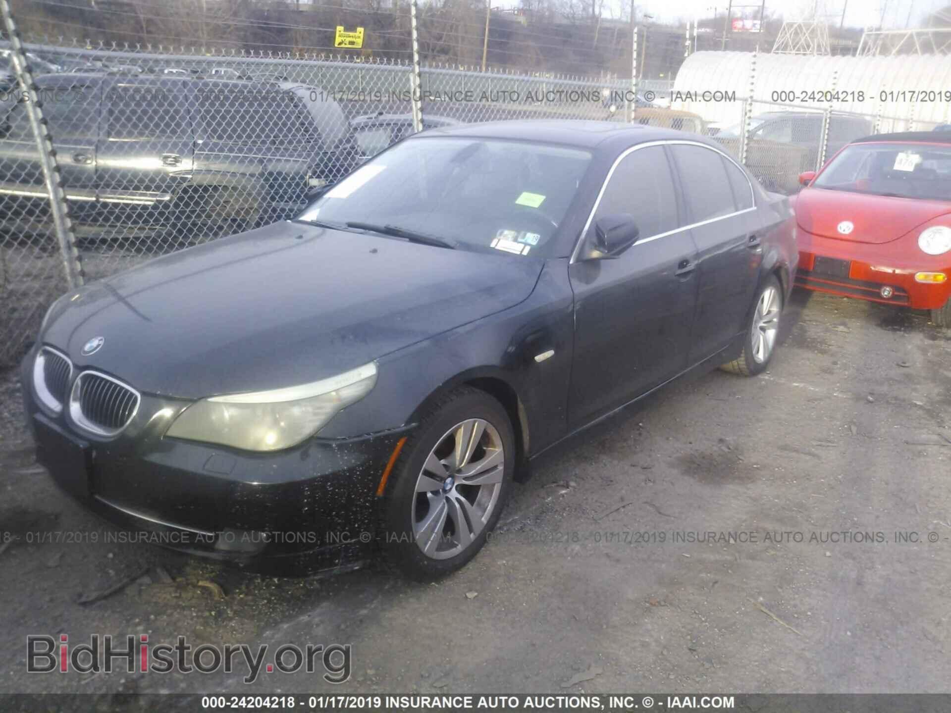 2010 BMW 528 - VIN: WBANU5C55ABY65404 - Фото 2