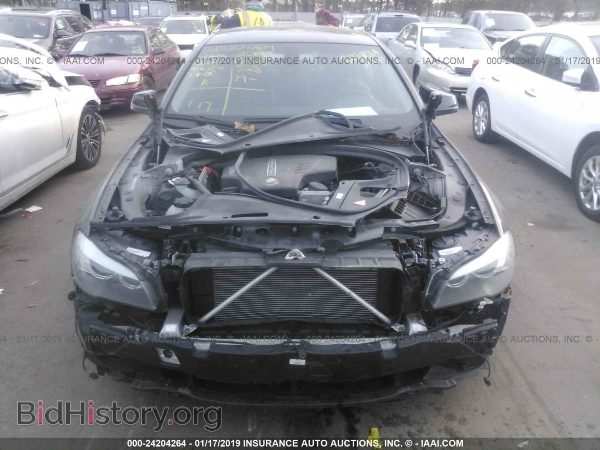 2012 BMW 528 - VIN: WBAXH5C51CDW09507 - Фото 6
