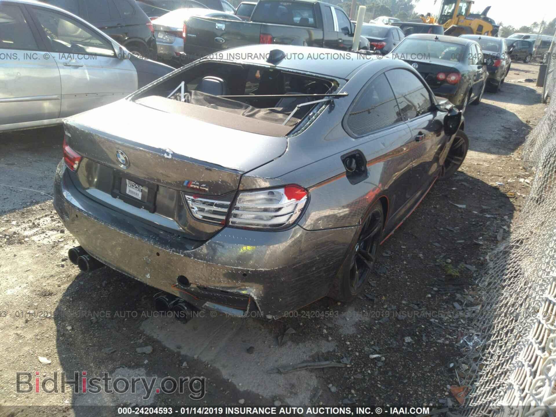 2016 BMW M4 - VIN: WBS3R9C55GK337334 - Фото 4