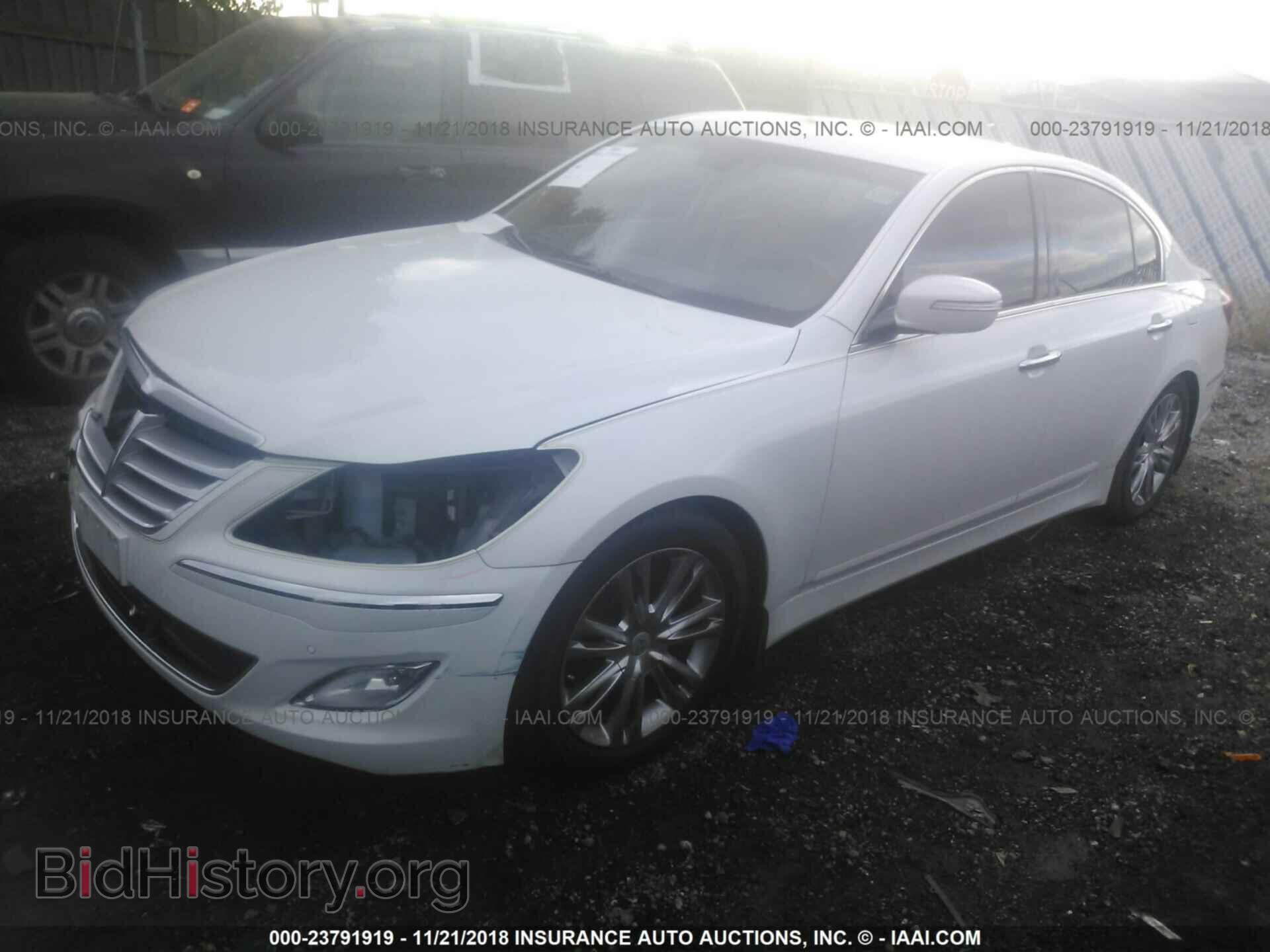 2012 HYUNDAI GENESIS - VIN: KMHGC4DD1CU193682 - Фото 2