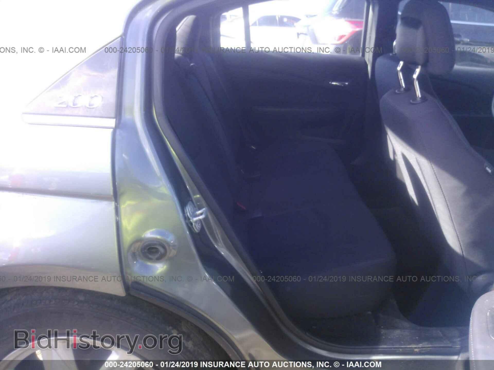 2013 CHRYSLER 200 - VIN: 1C3CCBAG4DN736500 - Photo 8