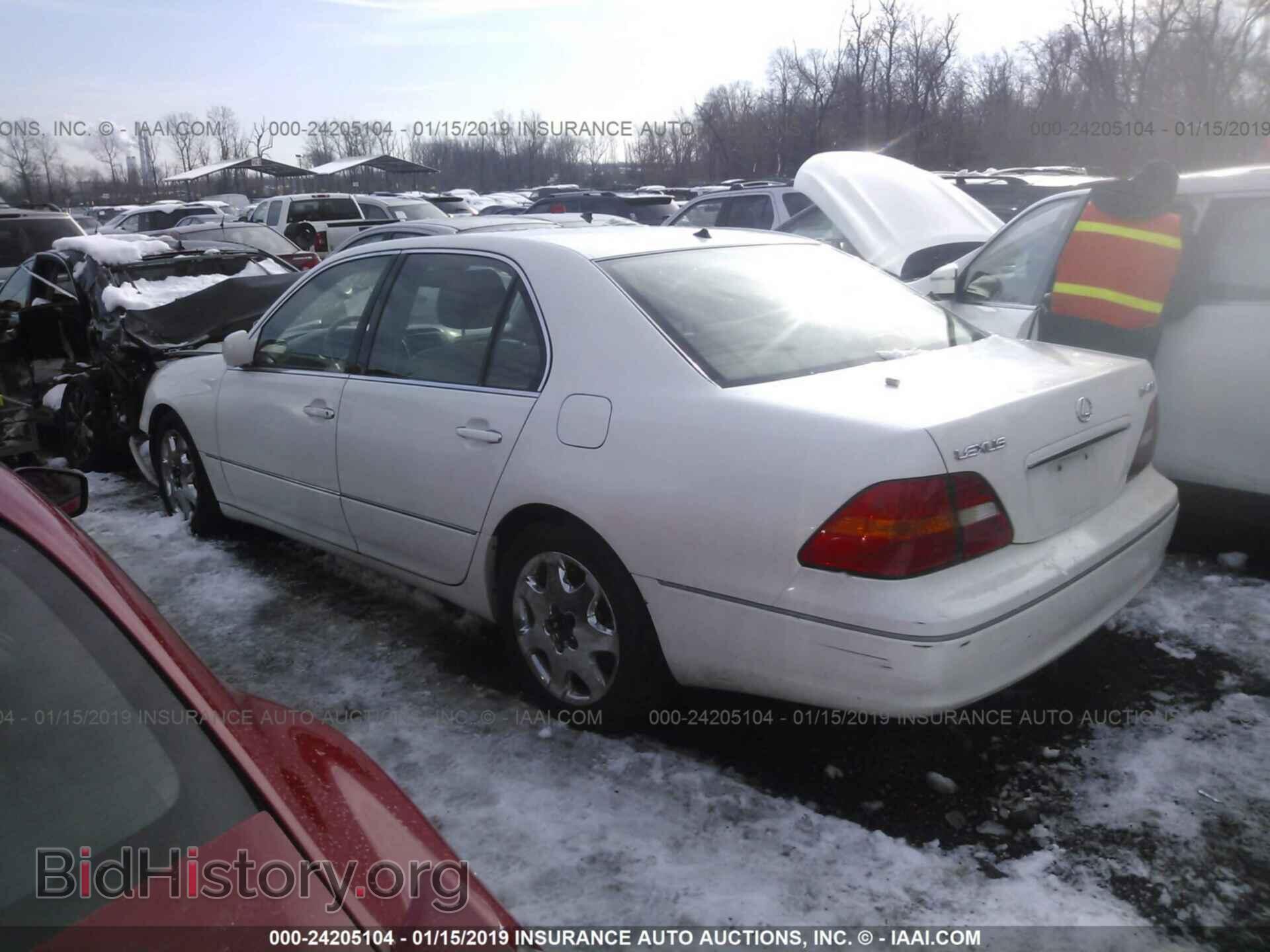 2002 LEXUS LS - VIN: JTHBN30F620092040 - Фото 3