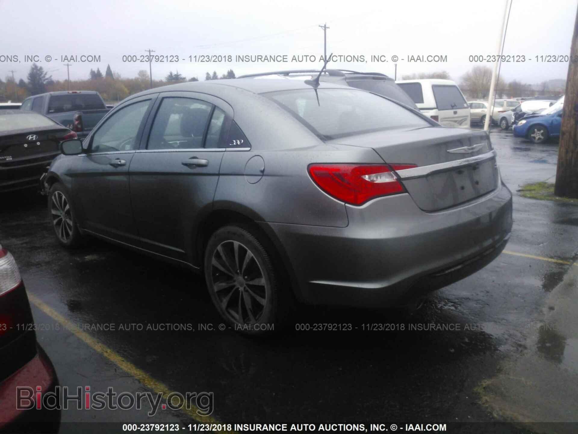 2013 CHRYSLER 200 - VIN: 1C3CCBCG3DN524815 - Фото 3