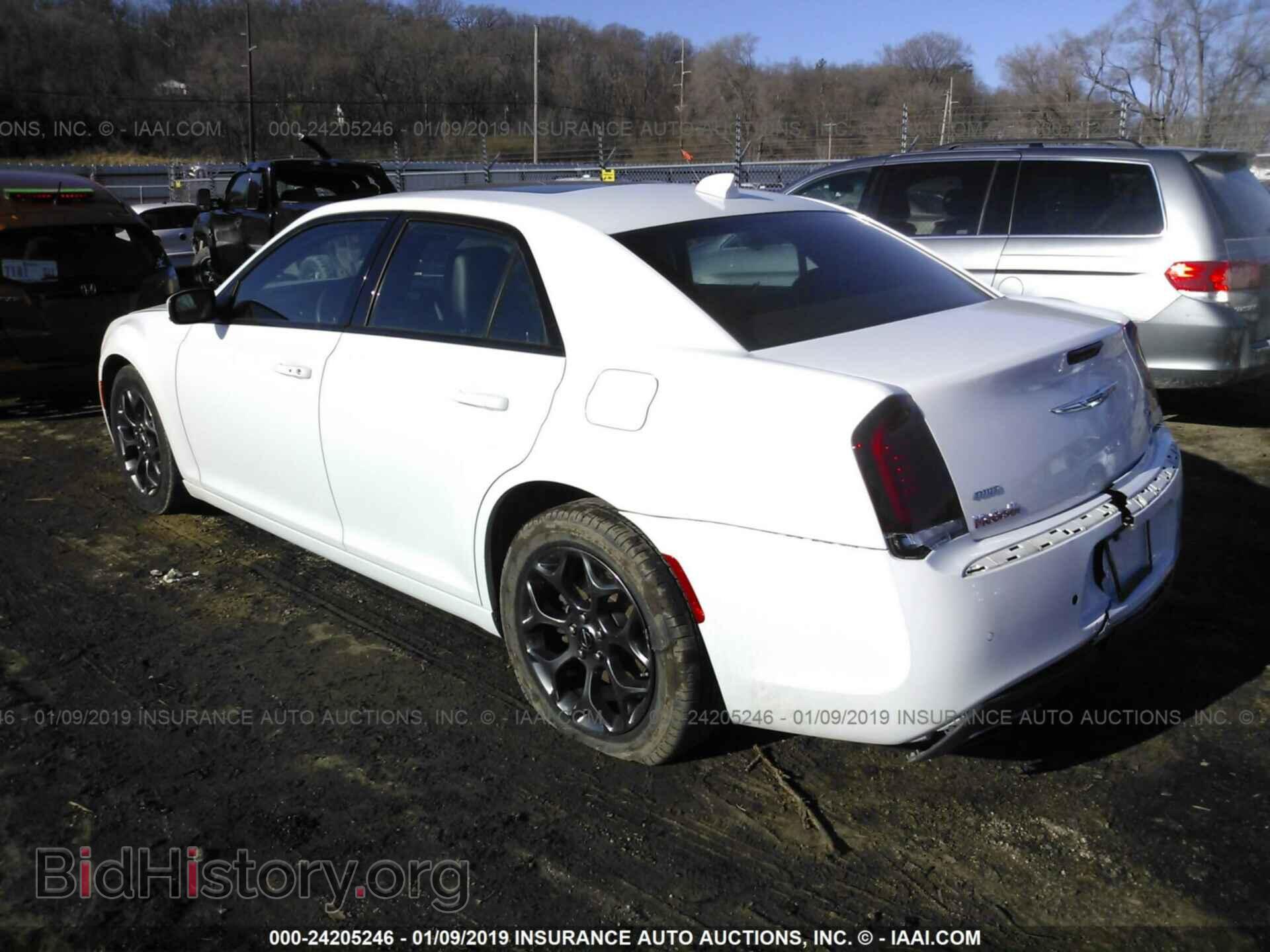 2016 CHRYSLER 300 - VIN: 2C3CCAGG0GH296256 - Photo 3