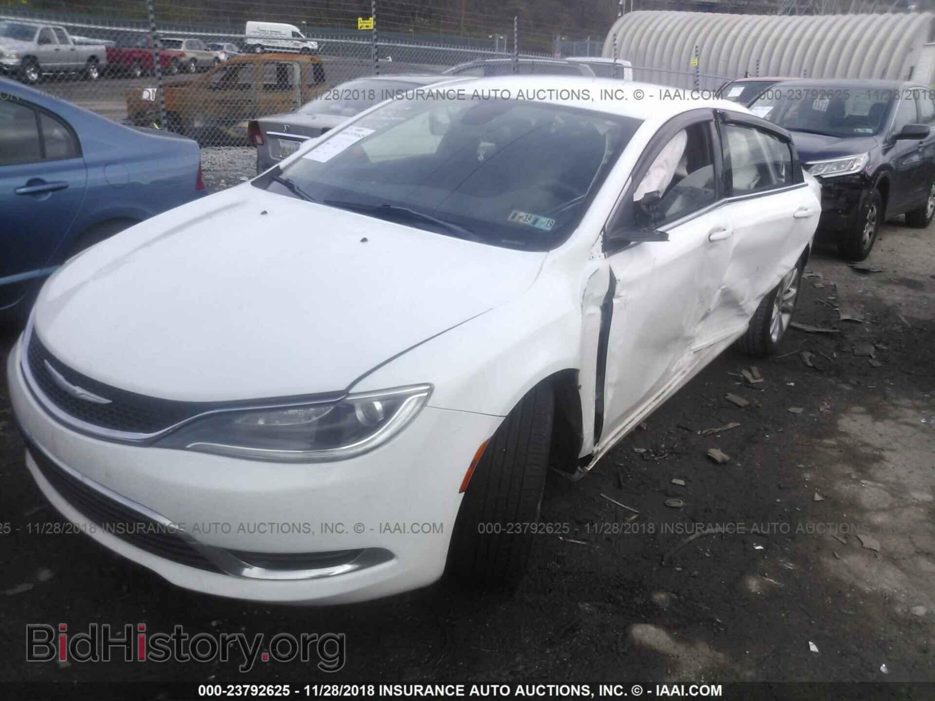 2015 CHRYSLER 200 - VIN: 1C3CCCAB2FN752269 - Photo 2