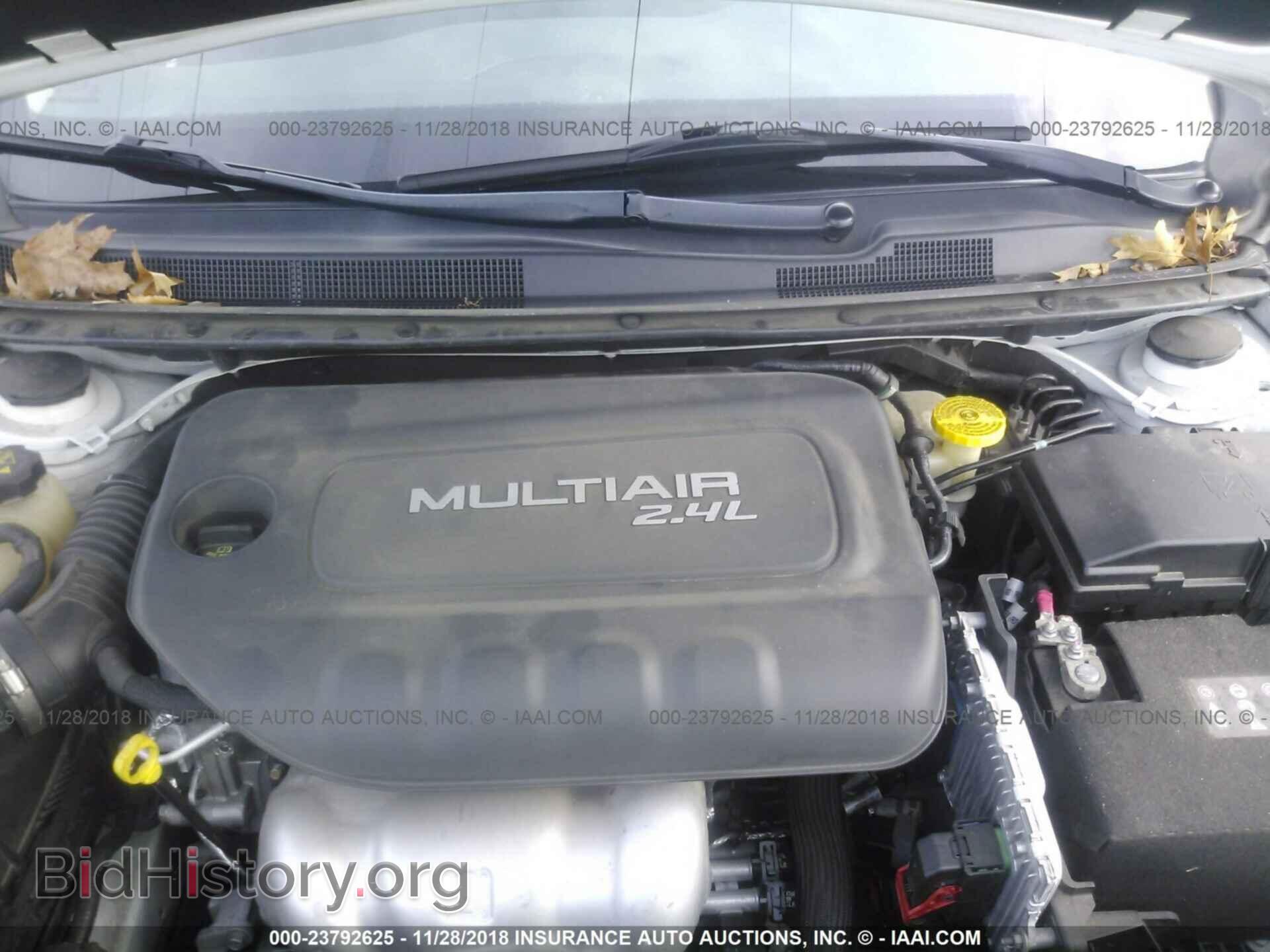 2015 CHRYSLER 200 - VIN: 1C3CCCAB2FN752269 - Photo 10