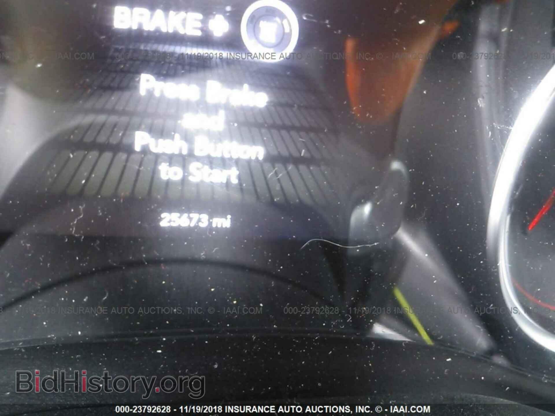2017 DODGE CHALLENGER - VIN: 2C3CDZGG7HH556066 - Фото 7