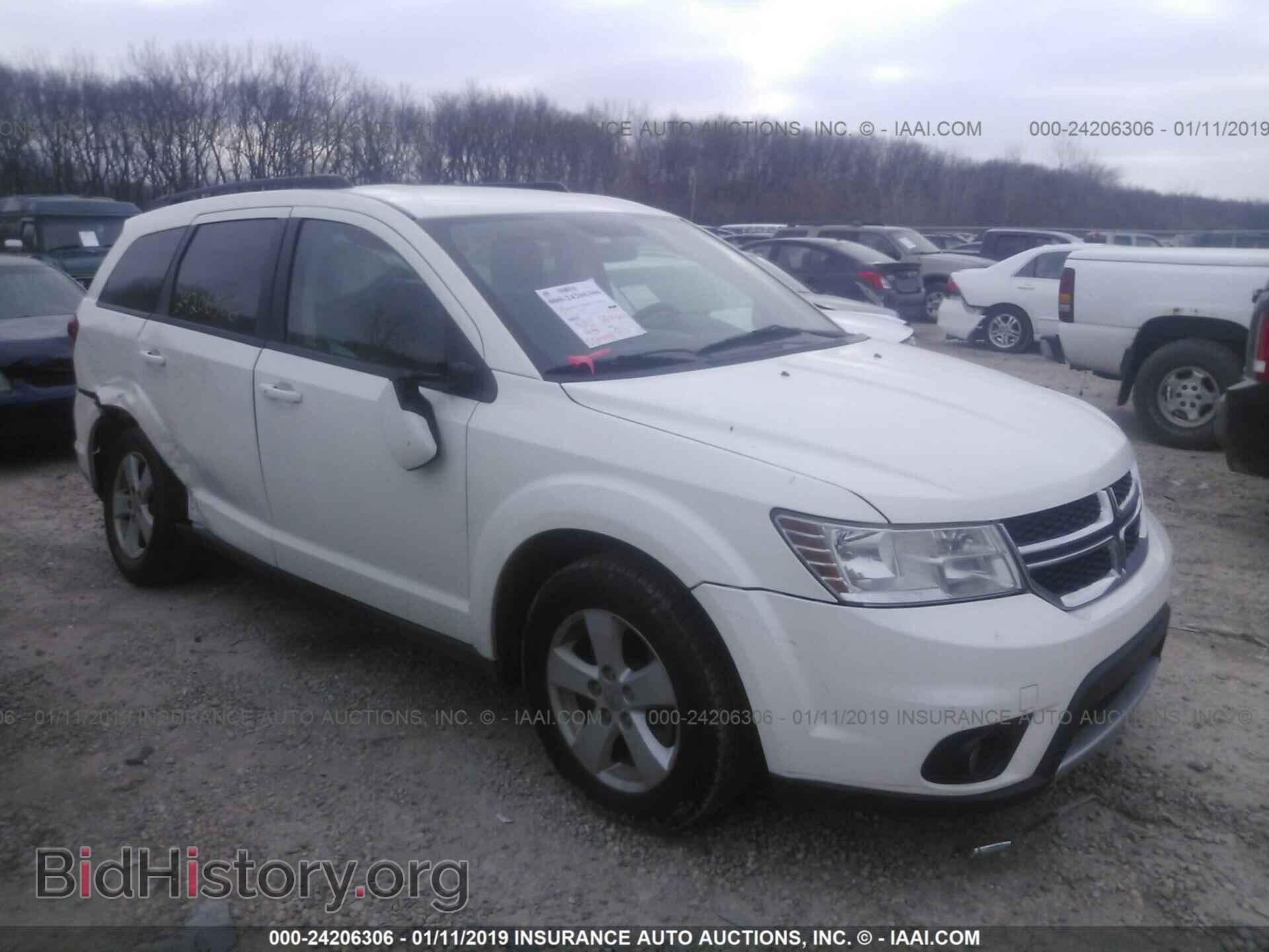 Фотография 3C4PDDBG0CT350000 - DODGE JOURNEY 2012