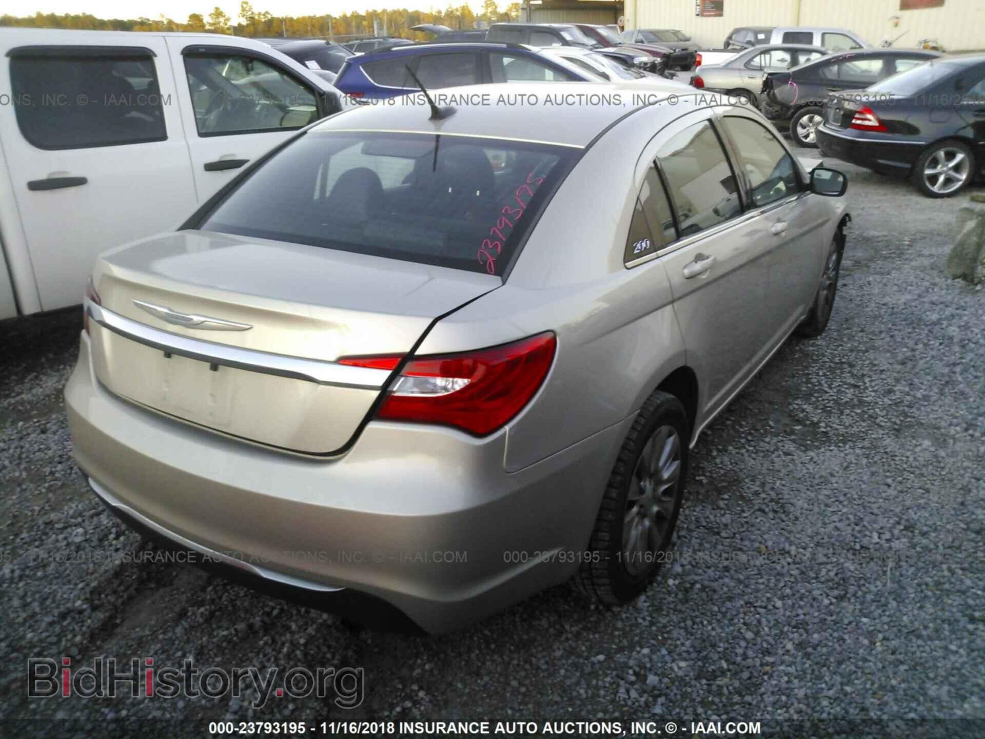 2014 CHRYSLER 200 - VIN: 1C3CCBAB9EN230554 - Фото 4