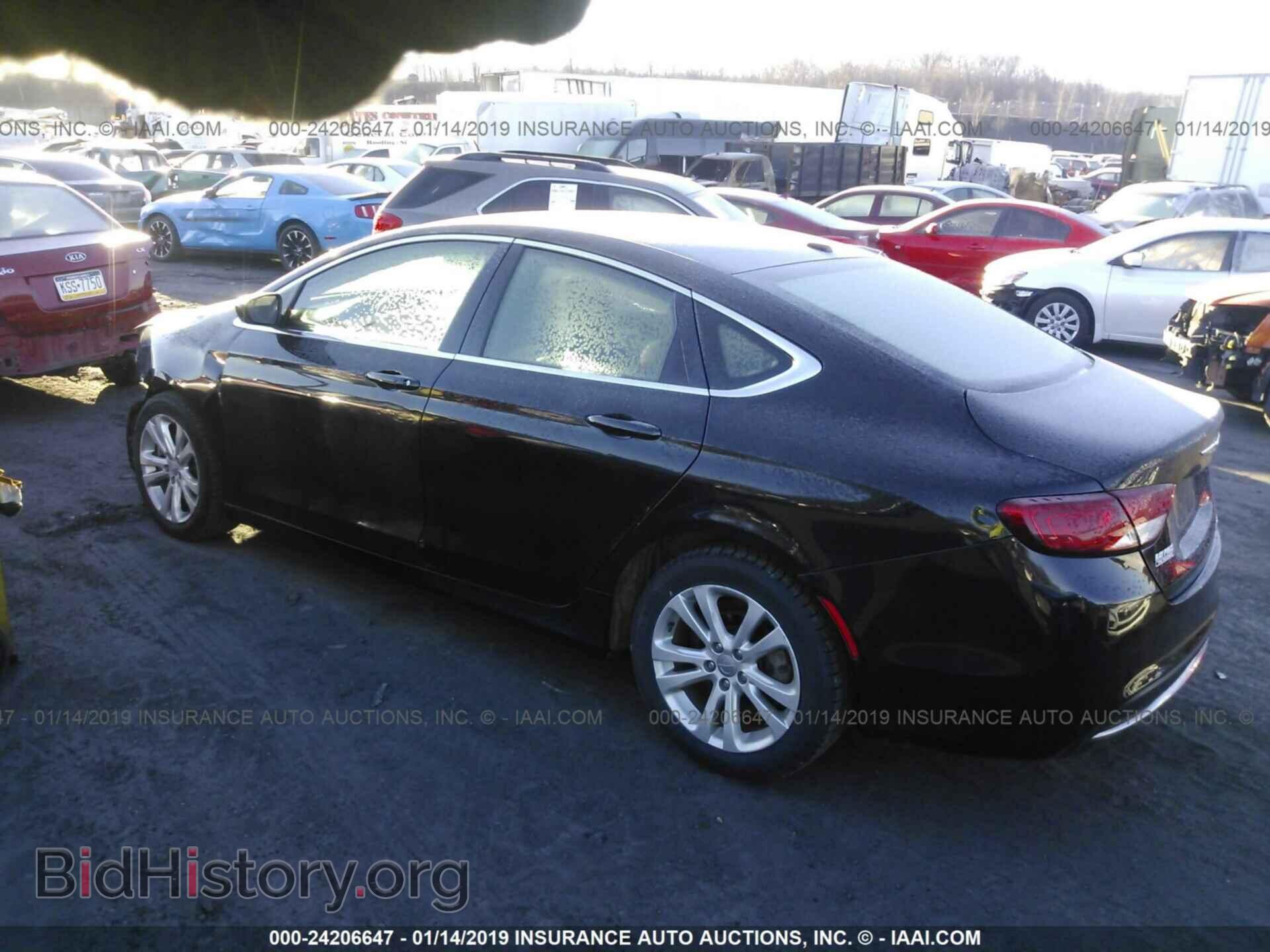 2015 CHRYSLER 200 - VIN: 1C3CCCAB0FN655359 - Фото 3