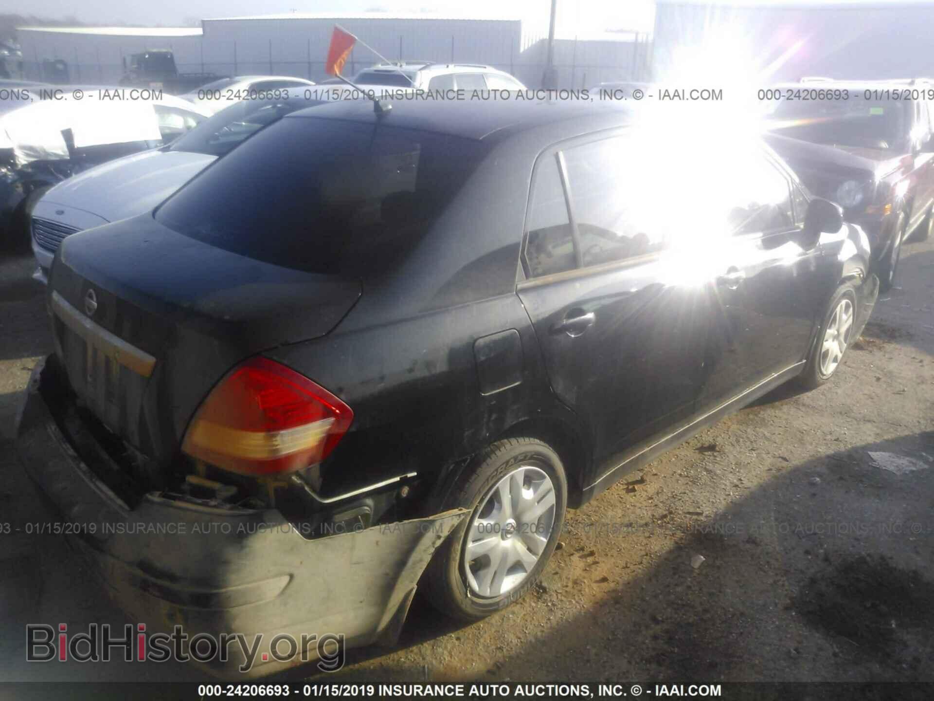 2011 NISSAN VERSA - VIN: 3N1BC1AP1BL445552 - Фото 4