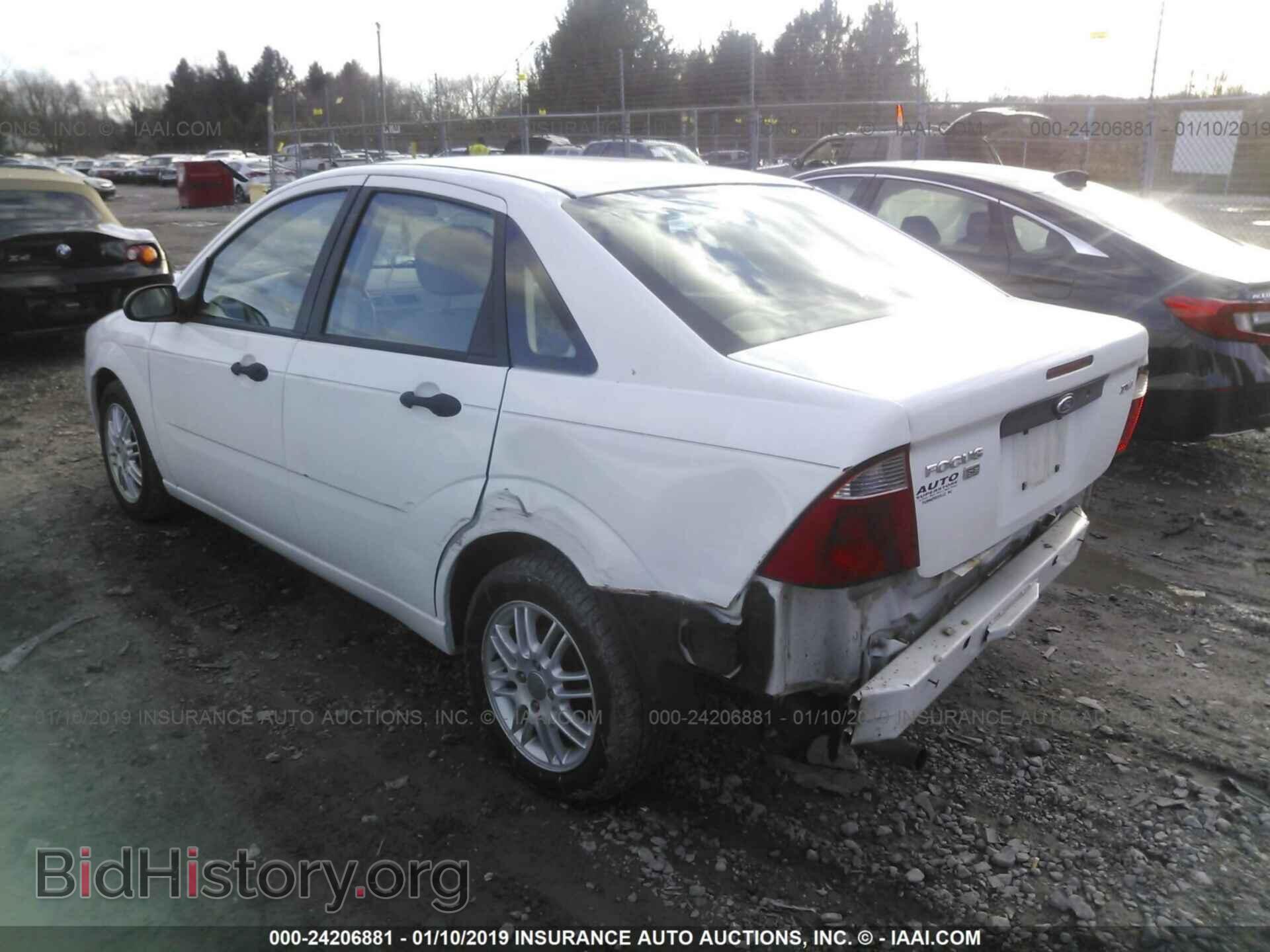 2006 FORD FOCUS - VIN: 1FAFP34N56W117632 - Фото 3