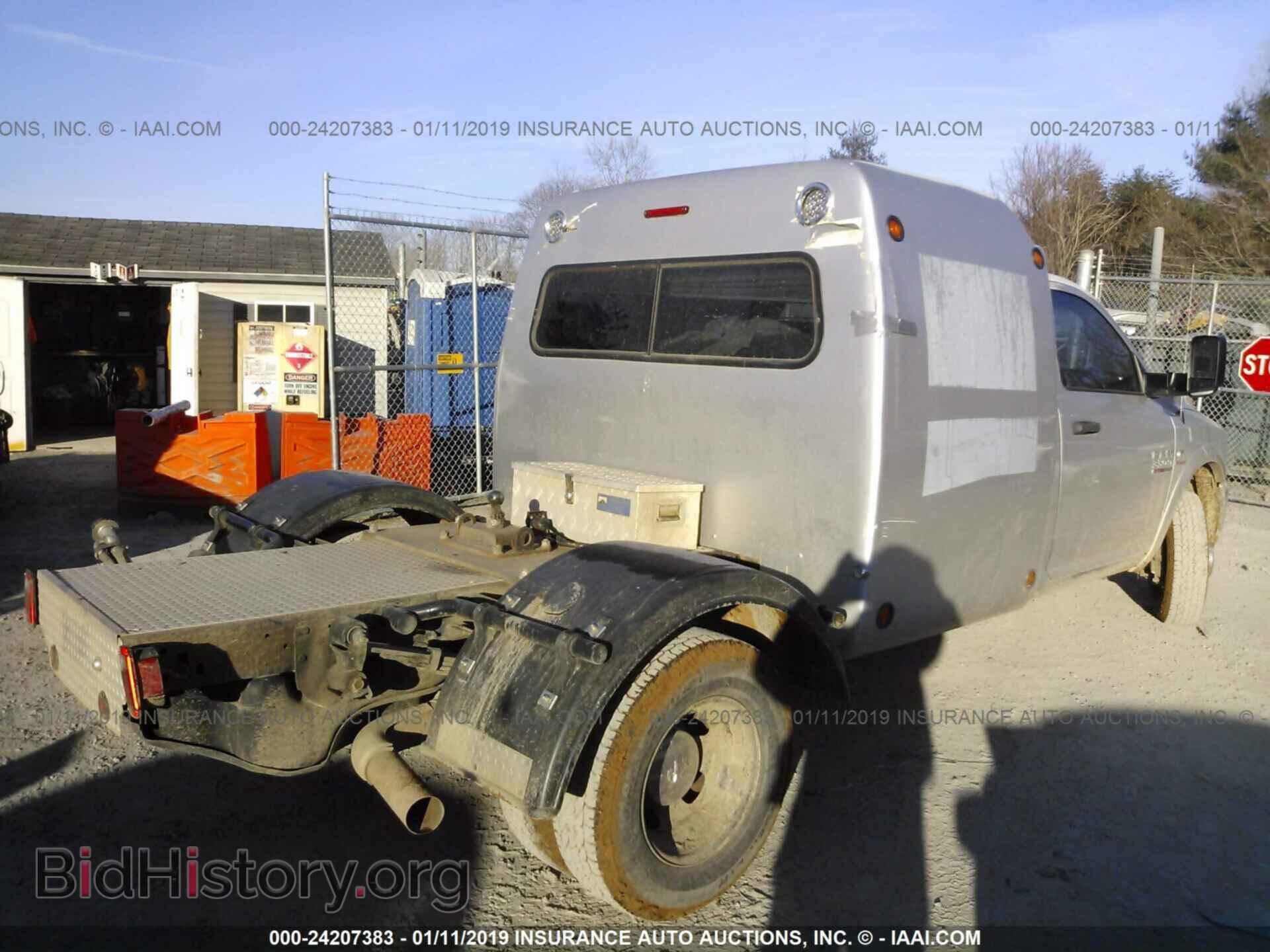 2015 RAM 3500 - VIN: 3C7WRTBL3FG649100 - Фото 4