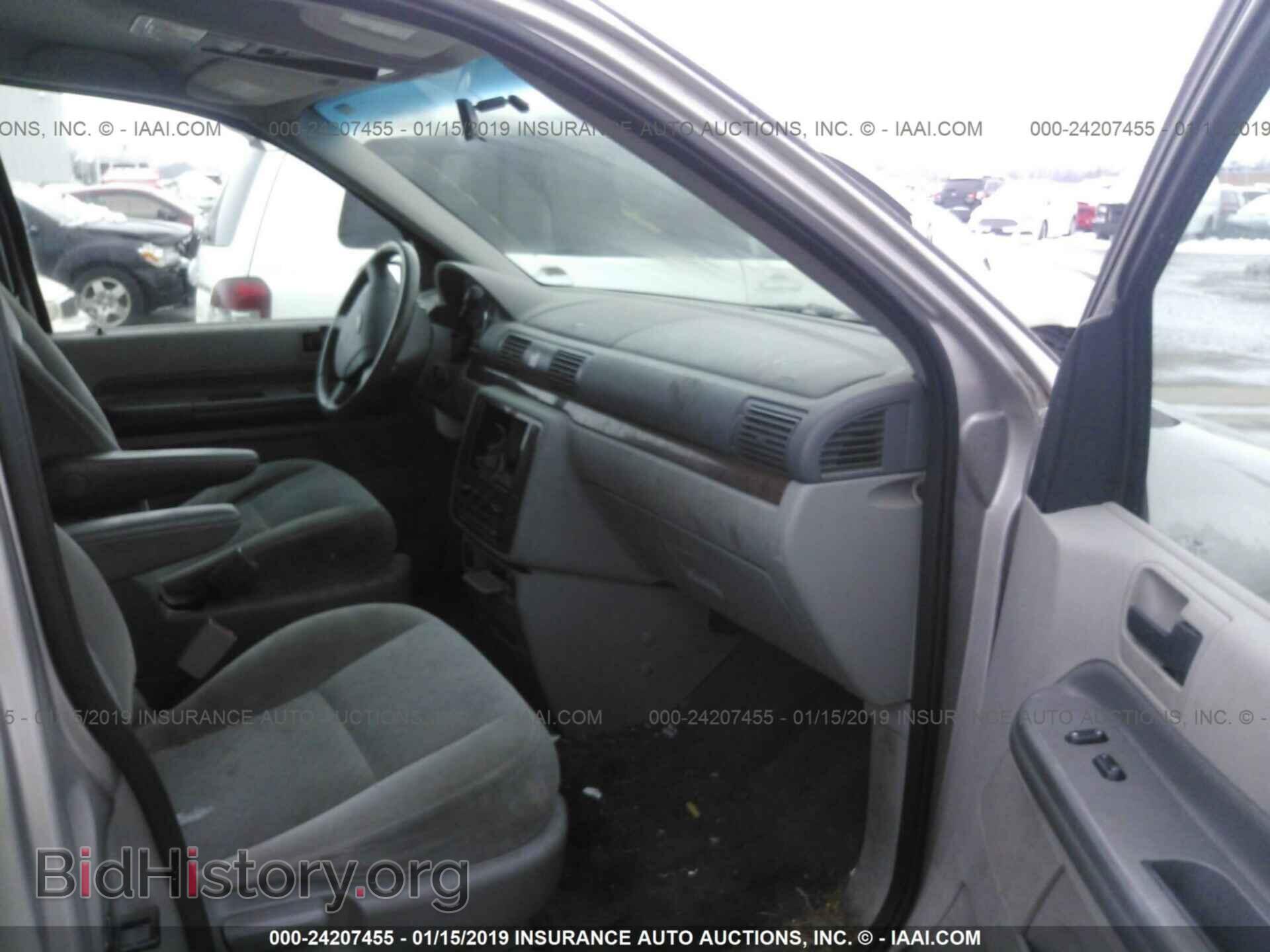 2005 FORD FREESTAR - VIN: 2FMDA52235BA70720 - Фото 5