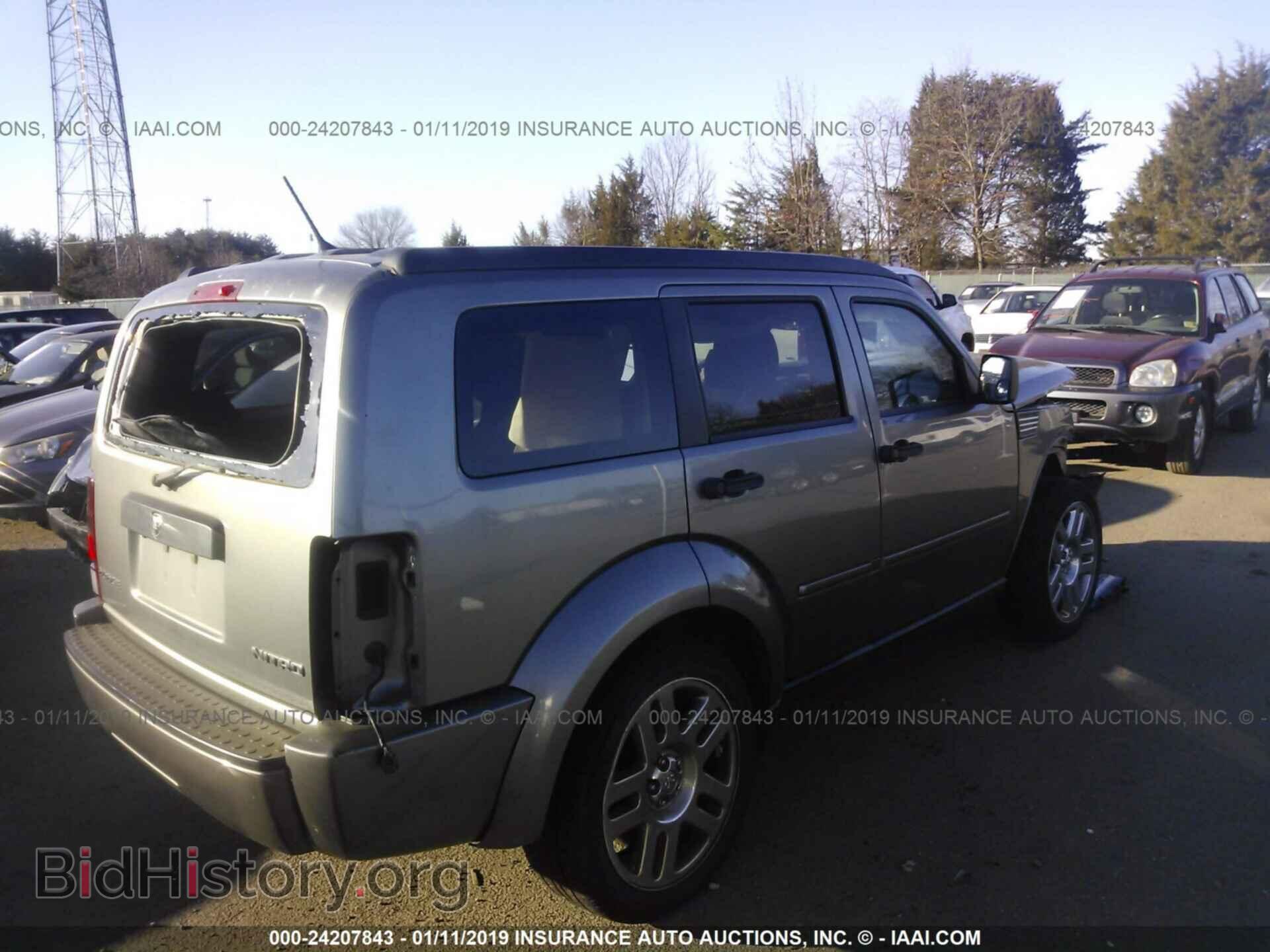 2011 DODGE NITRO - VIN: 1D4PT4GK1BW601747 - Photo 4
