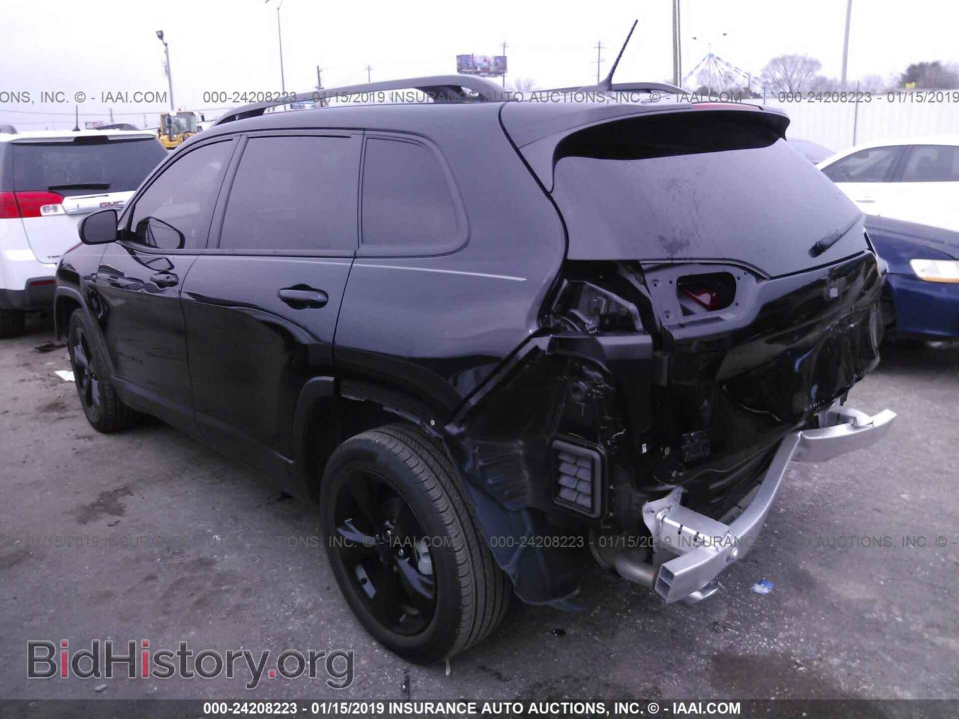 2018 JEEP CHEROKEE - VIN: 1C4PJLCB9JD538247 - Фото 3
