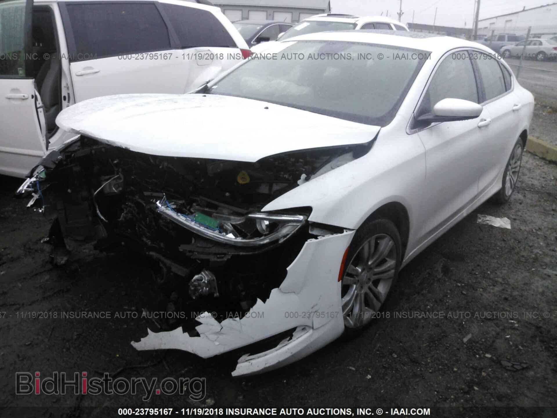 2015 CHRYSLER 200 - VIN: 1C3CCCAB4FN672455 - Photo 2